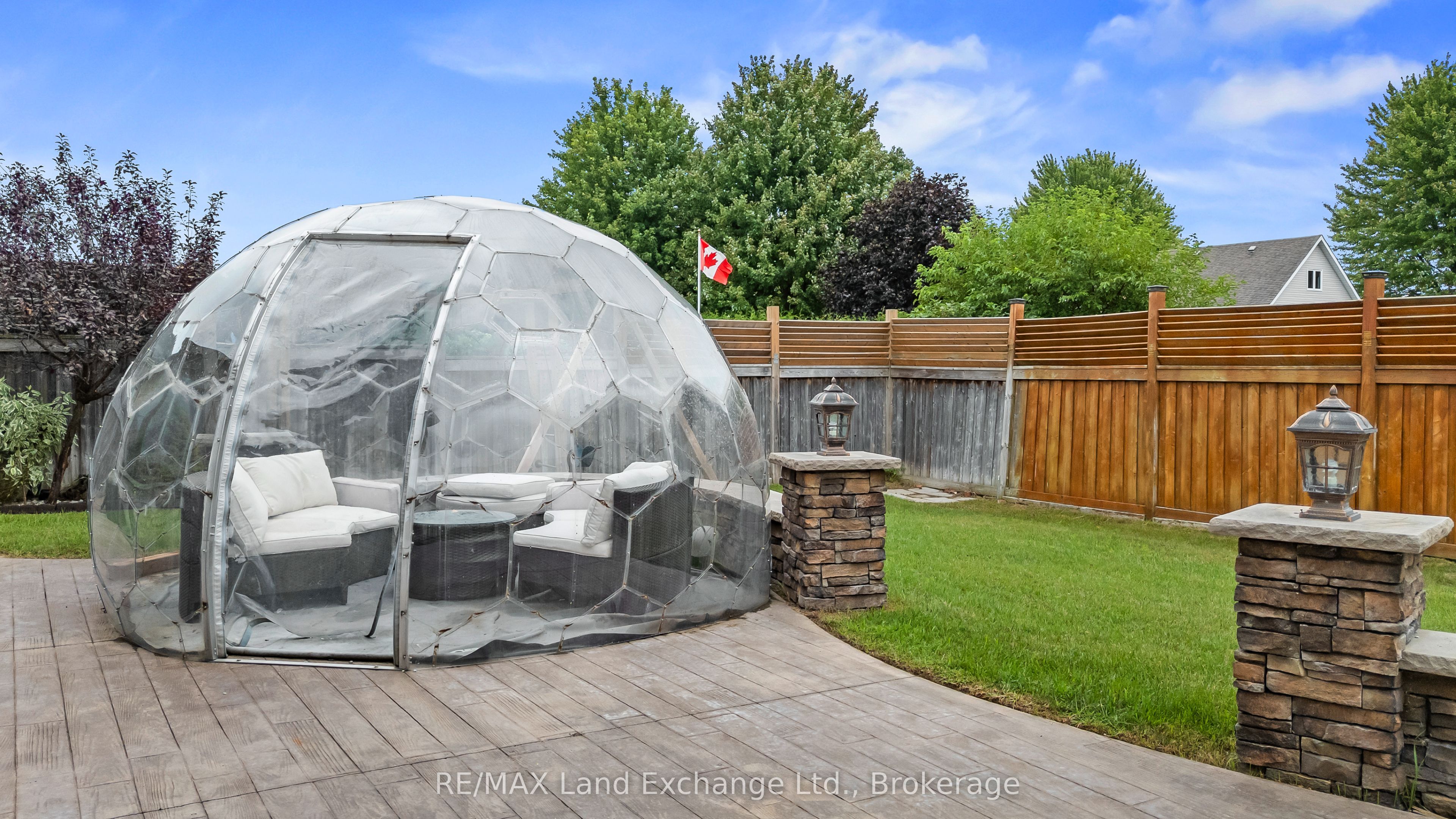 849 Sumpton Street Property Photo 43