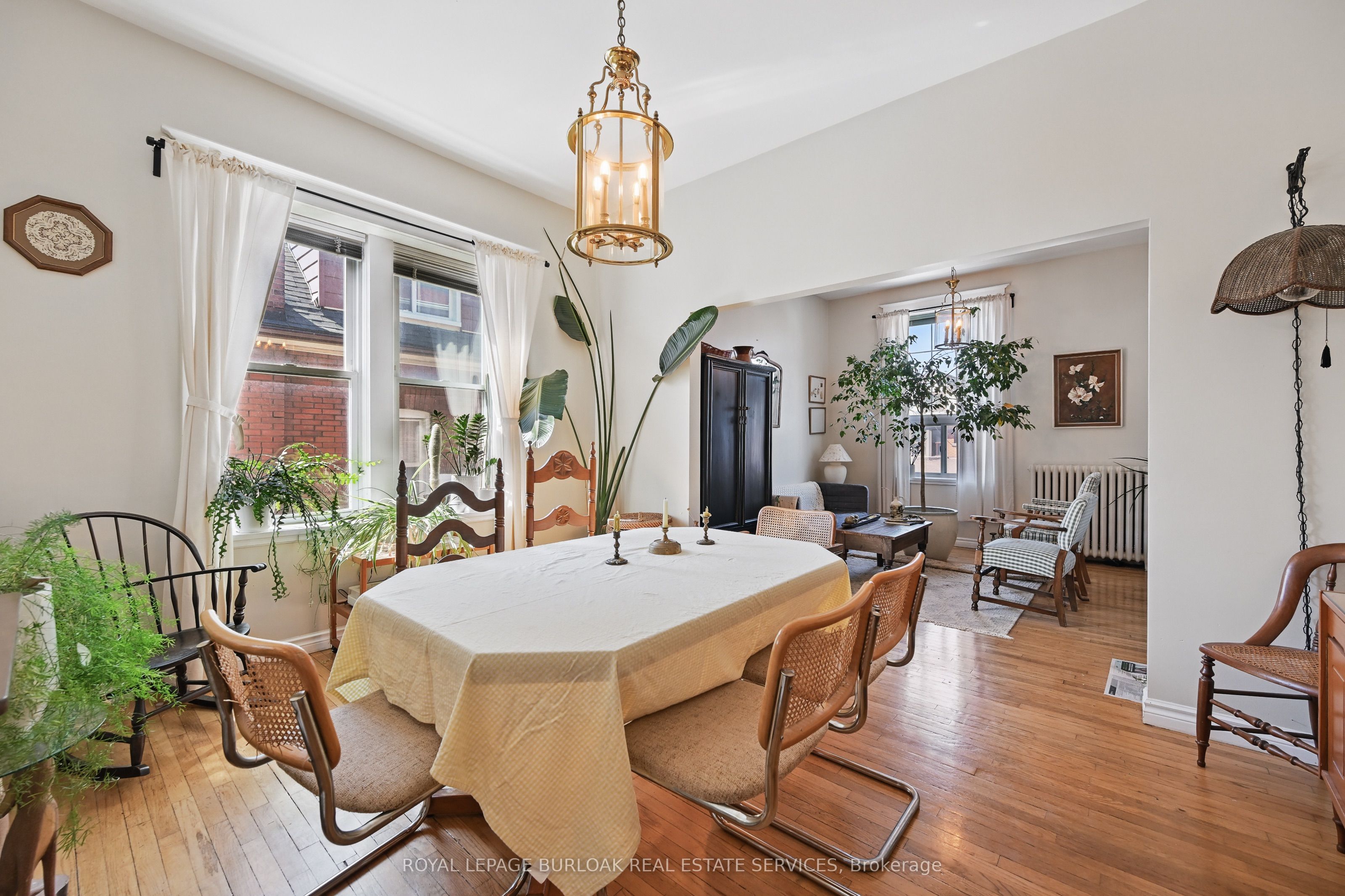 55 Barton Street W Property Photo 6