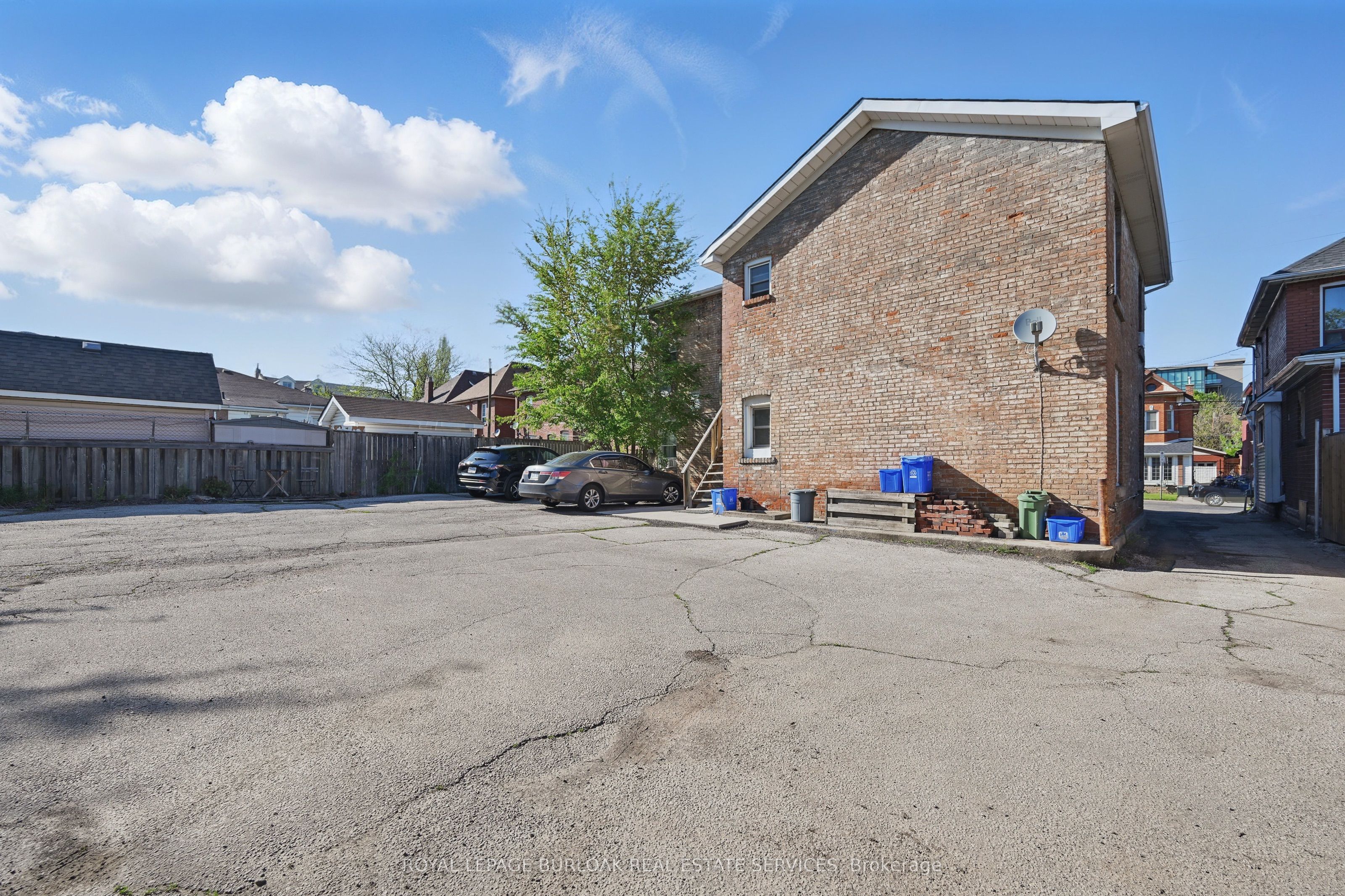 55 Barton Street W Property Photo 25