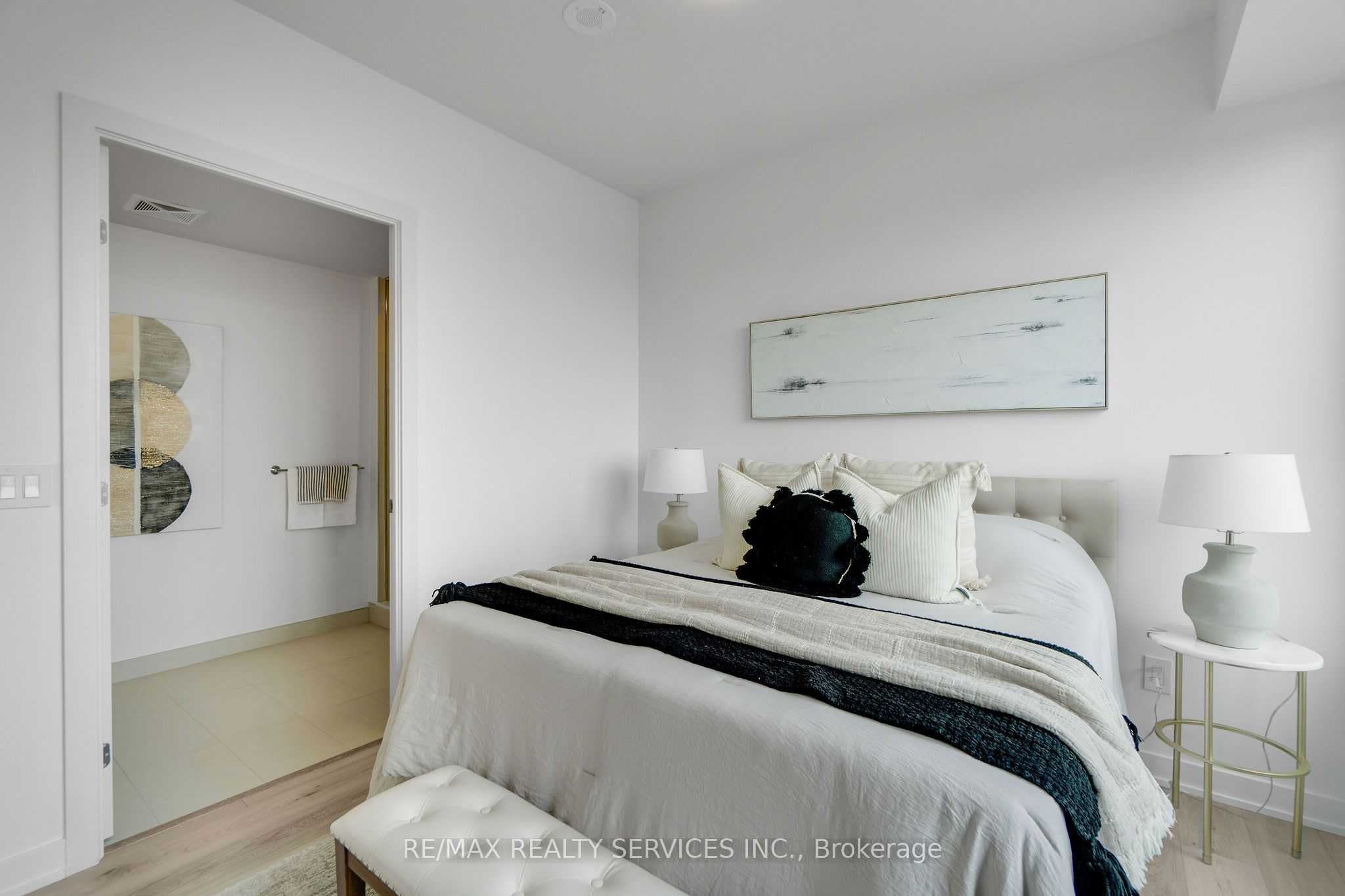 385 Winston Road 505 Property Photo 12