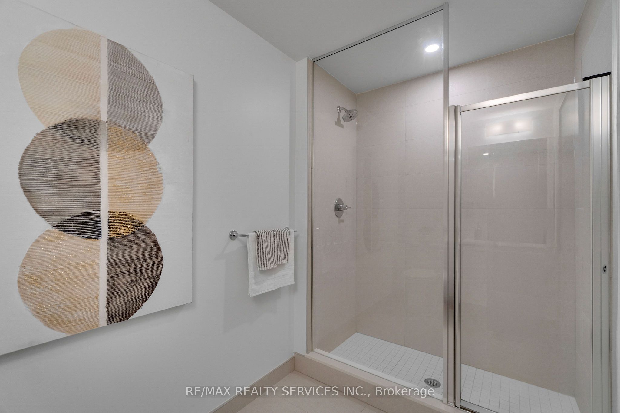 385 Winston Road 505 Property Photo 14