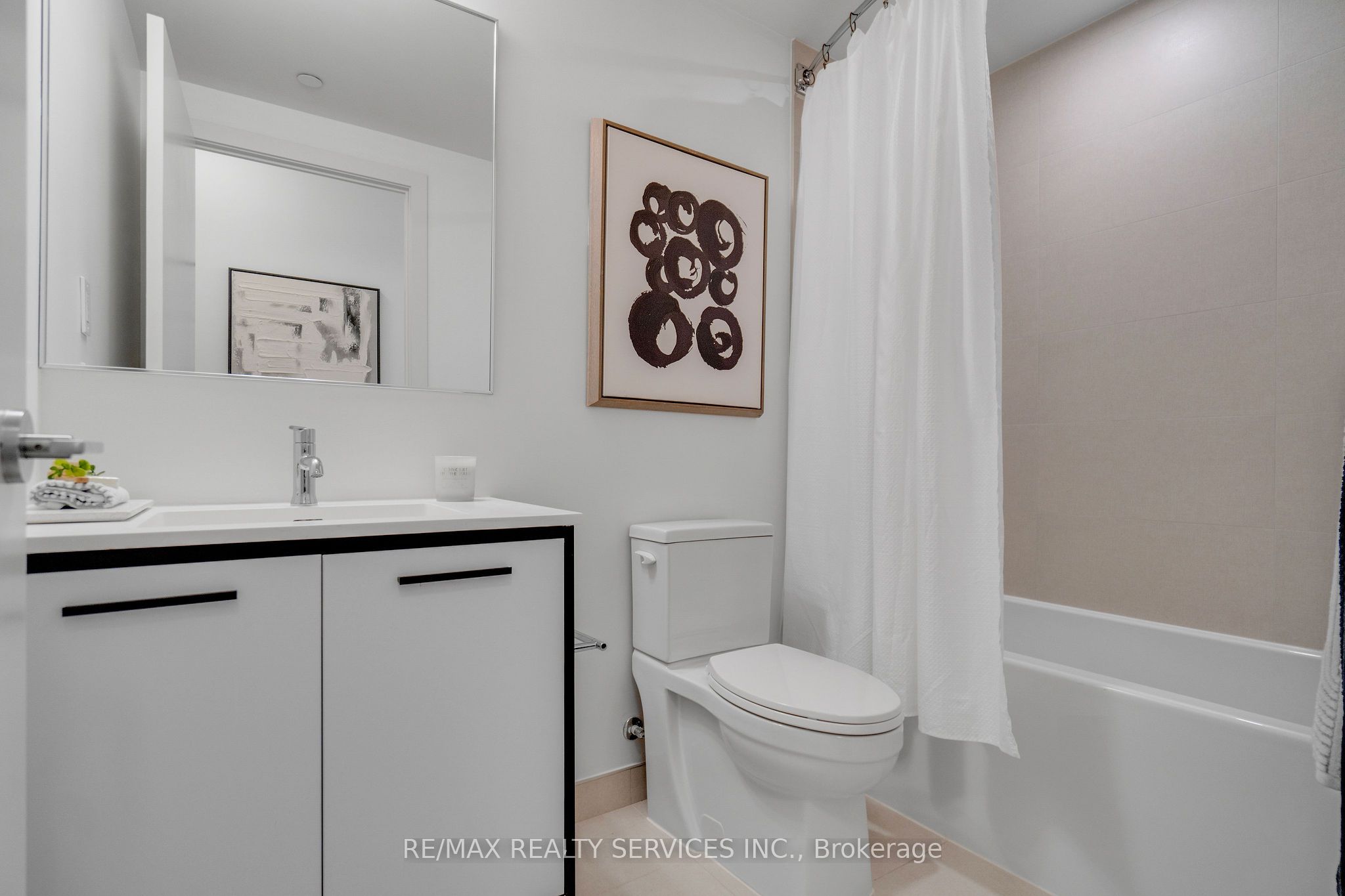 385 Winston Road 505 Property Photo 17