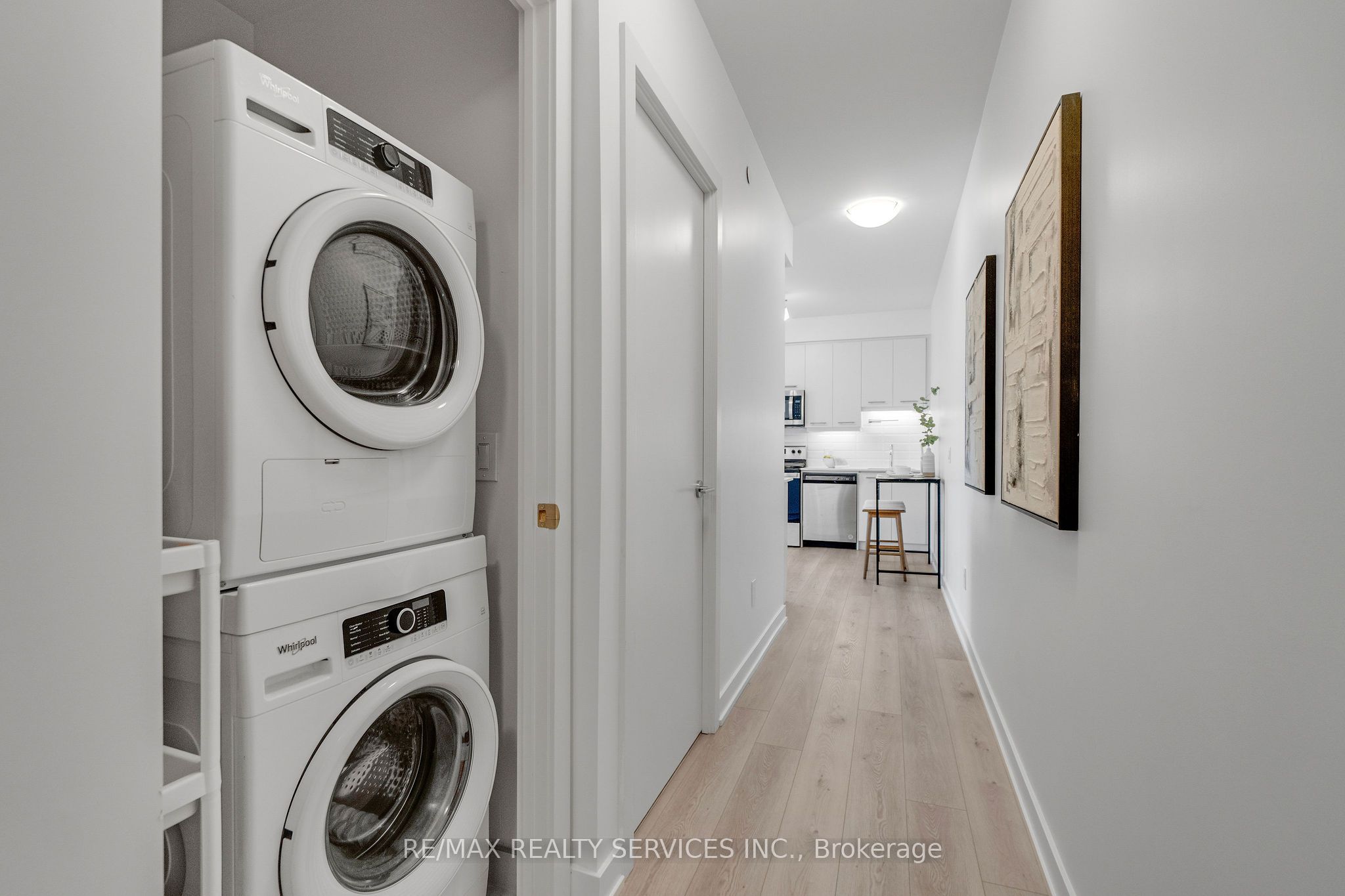 385 Winston Road 505 Property Photo 18