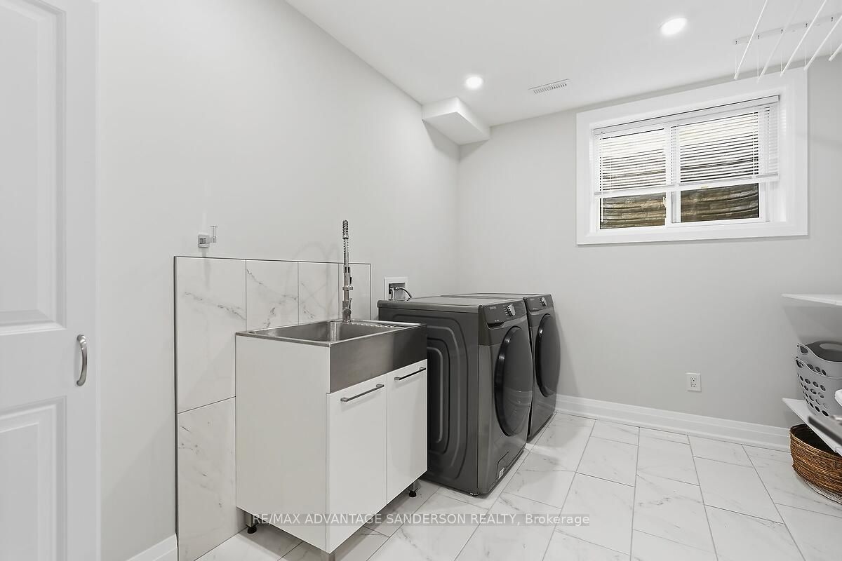 383 Daventry Way 26 Property Photo 45