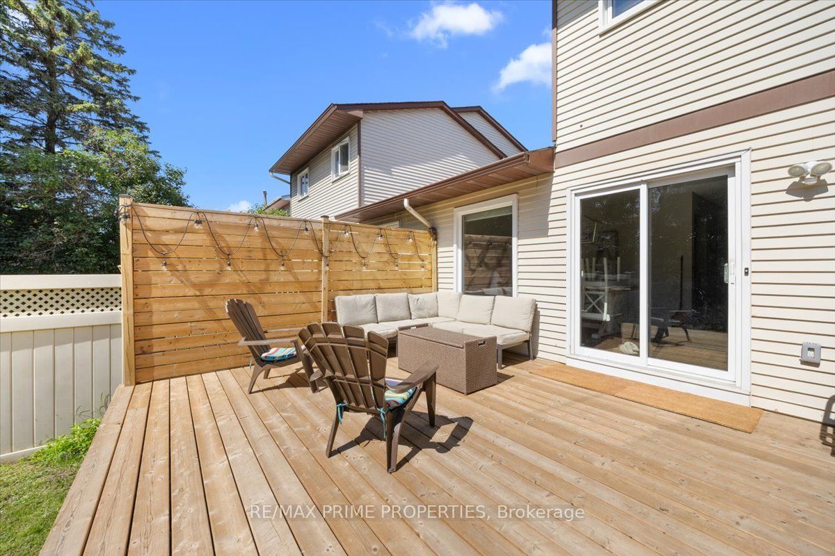 78 Fieldgate Drive Property Photo 44