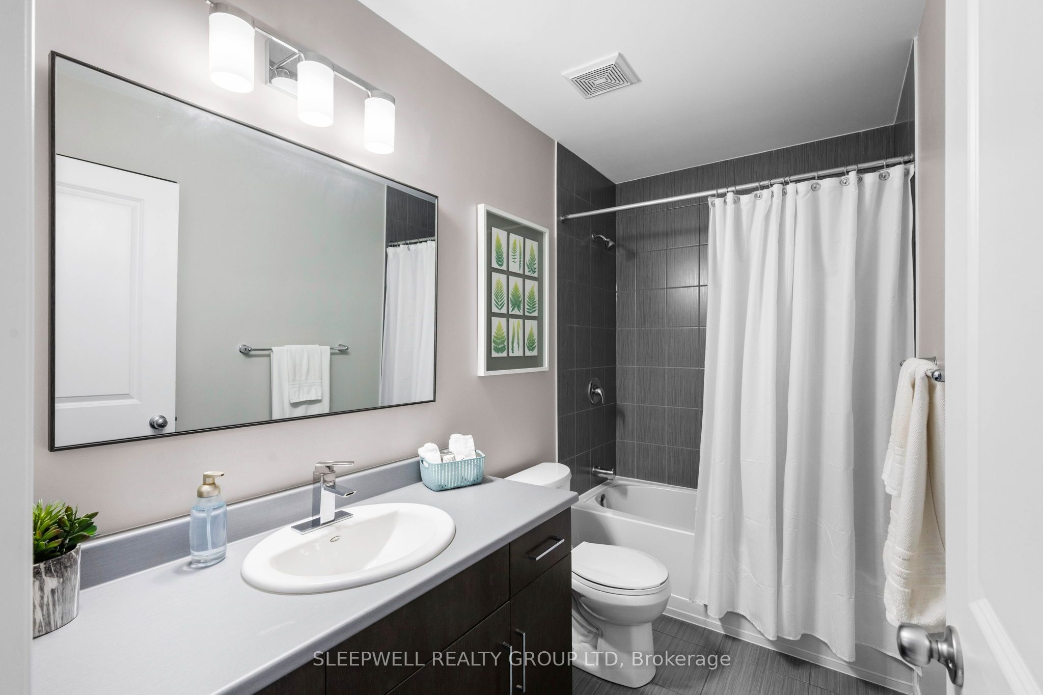 147 Westphalian Avenue Property Photo 26