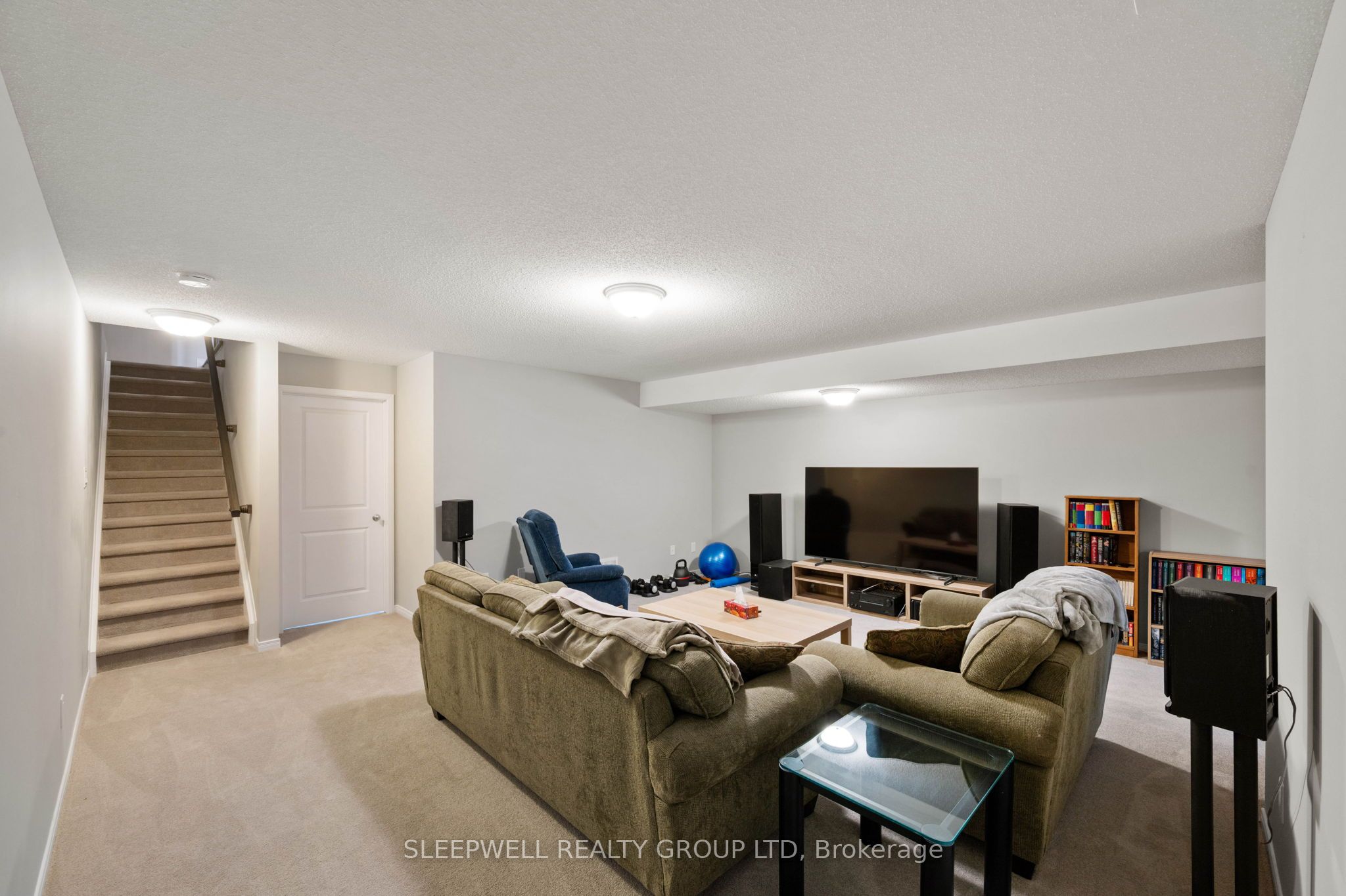 147 Westphalian Avenue Property Photo 27