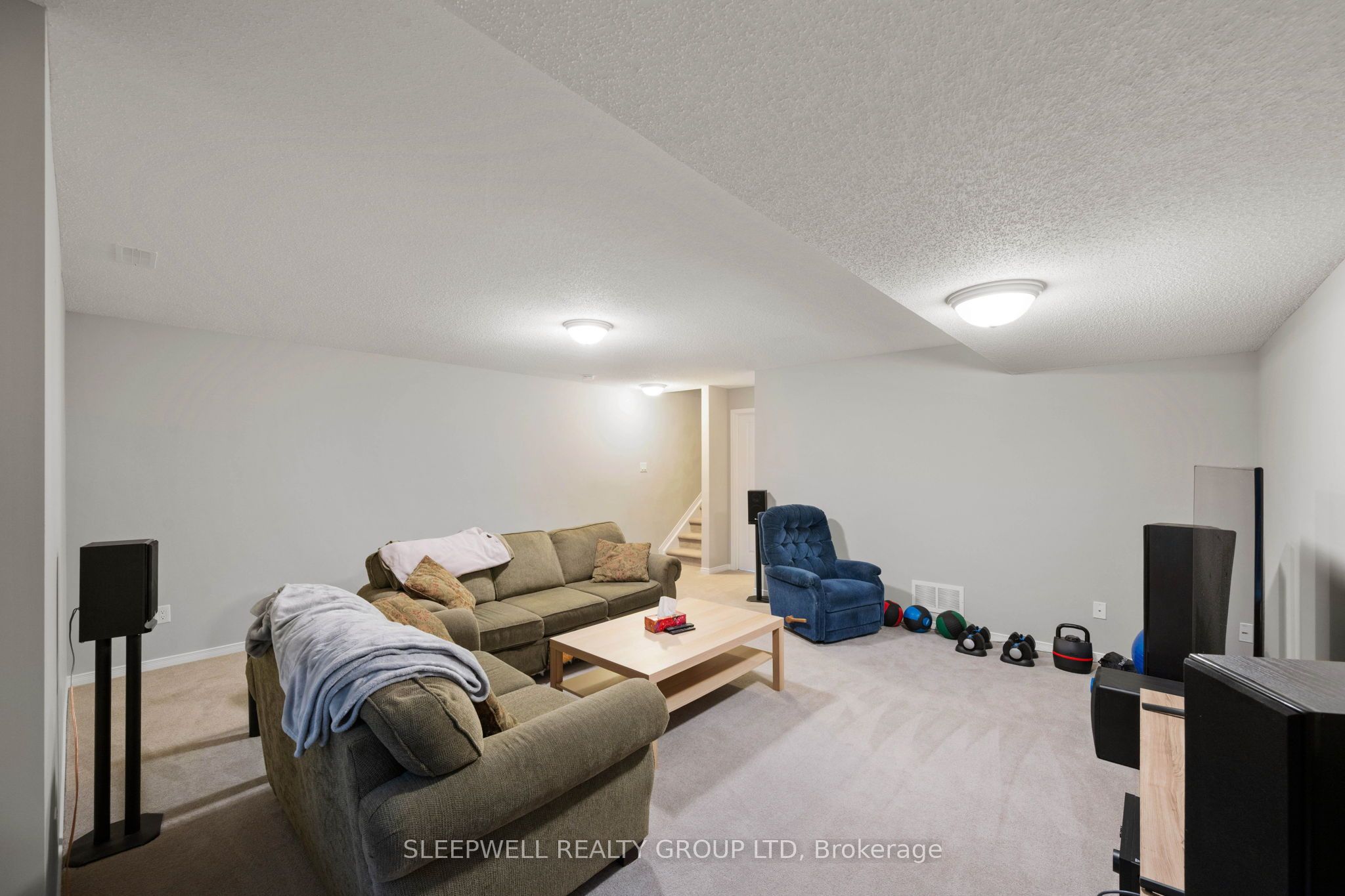 147 Westphalian Avenue Property Photo 29