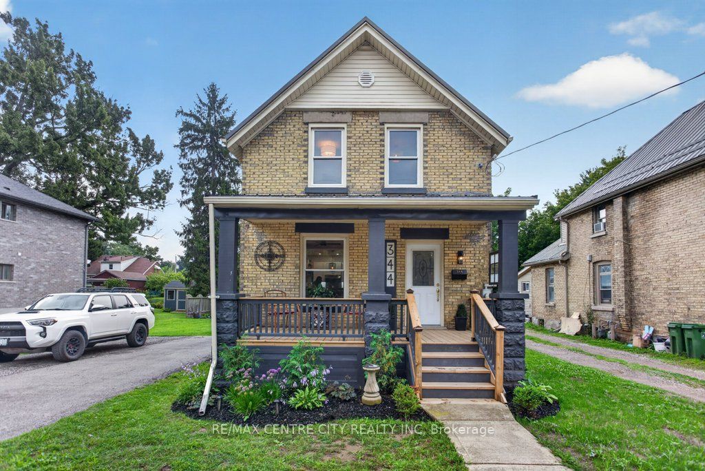 344 Wellington Street Property Photo 1