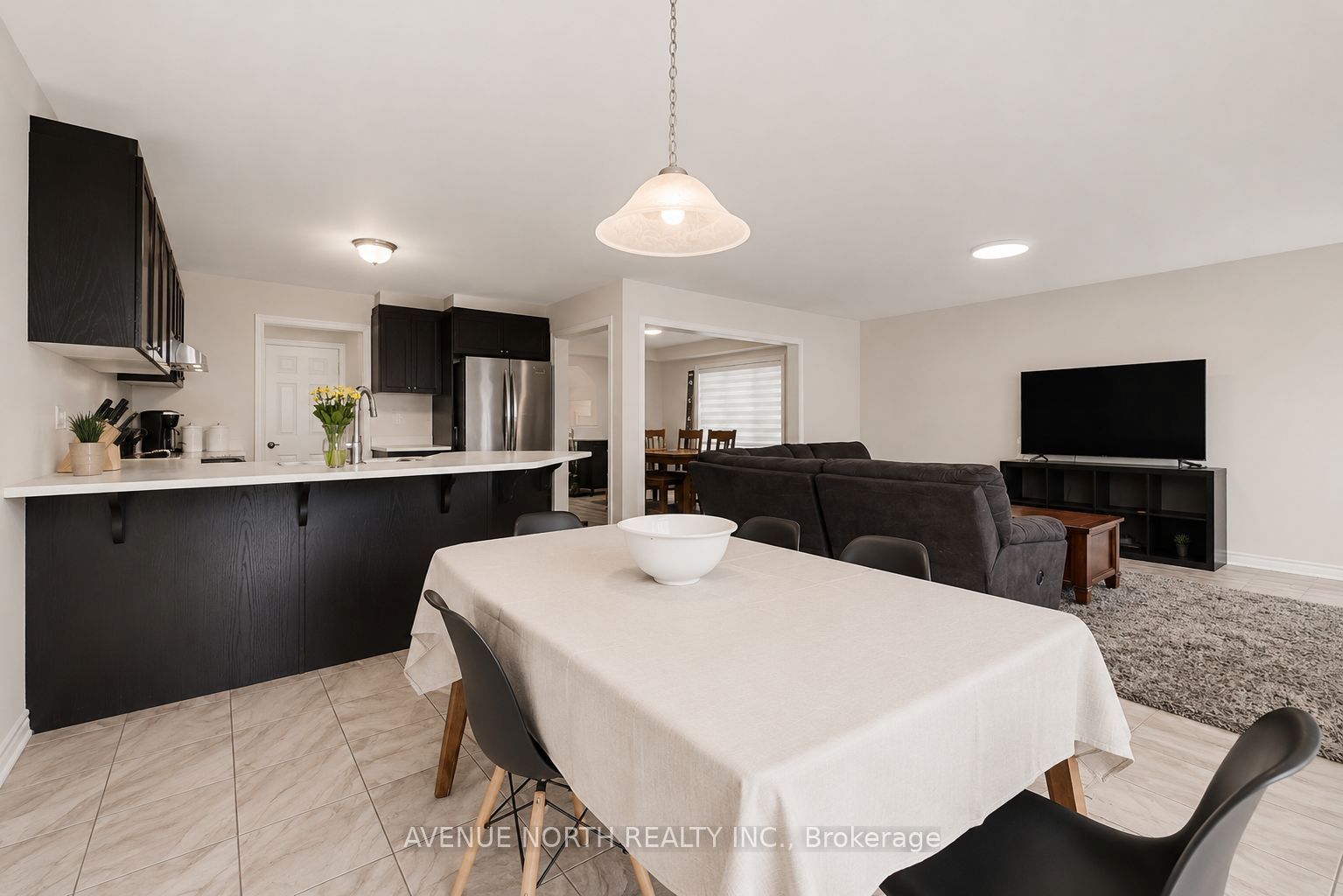 516 Arum Terrace Property Photo 10