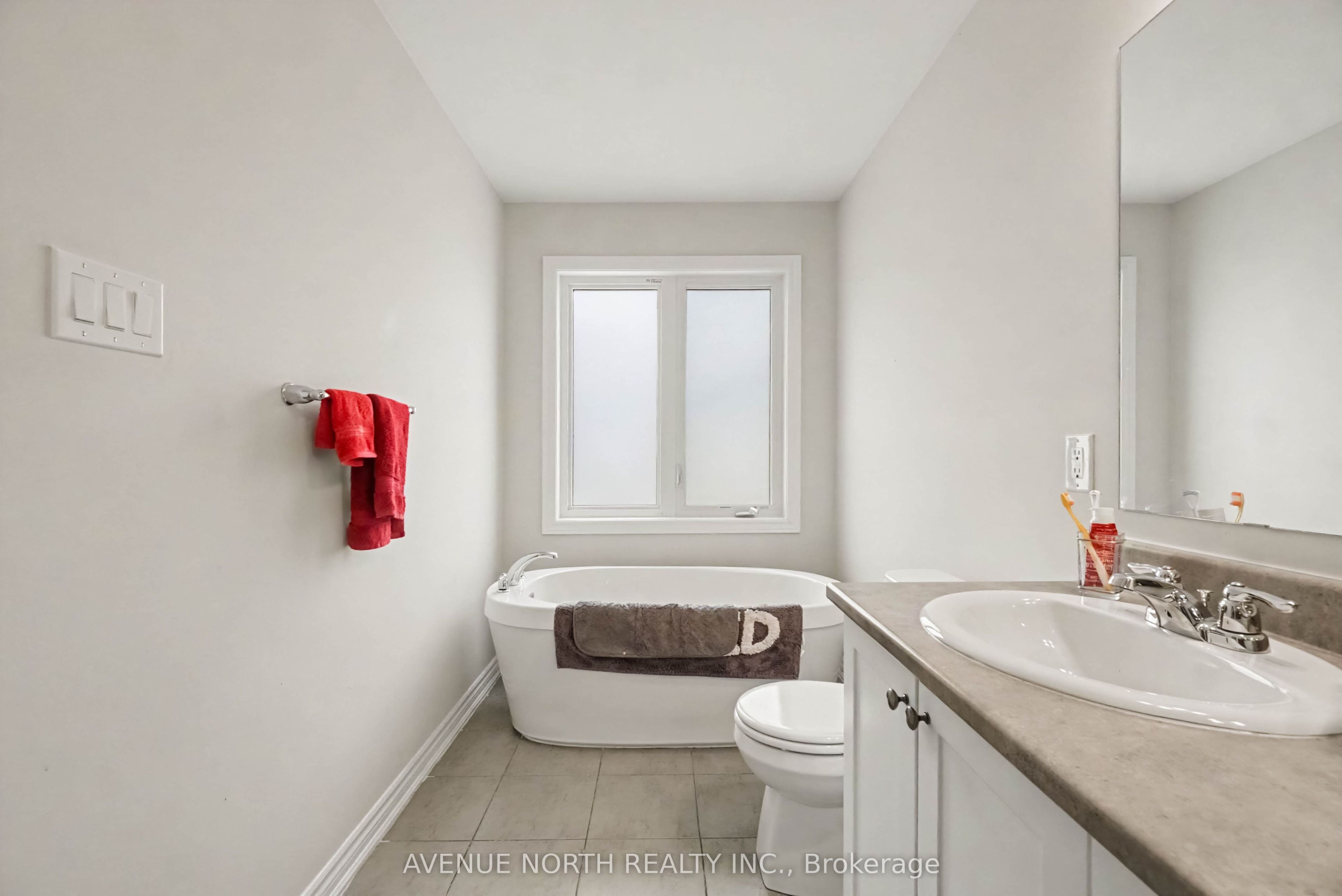 516 Arum Terrace Property Photo 23