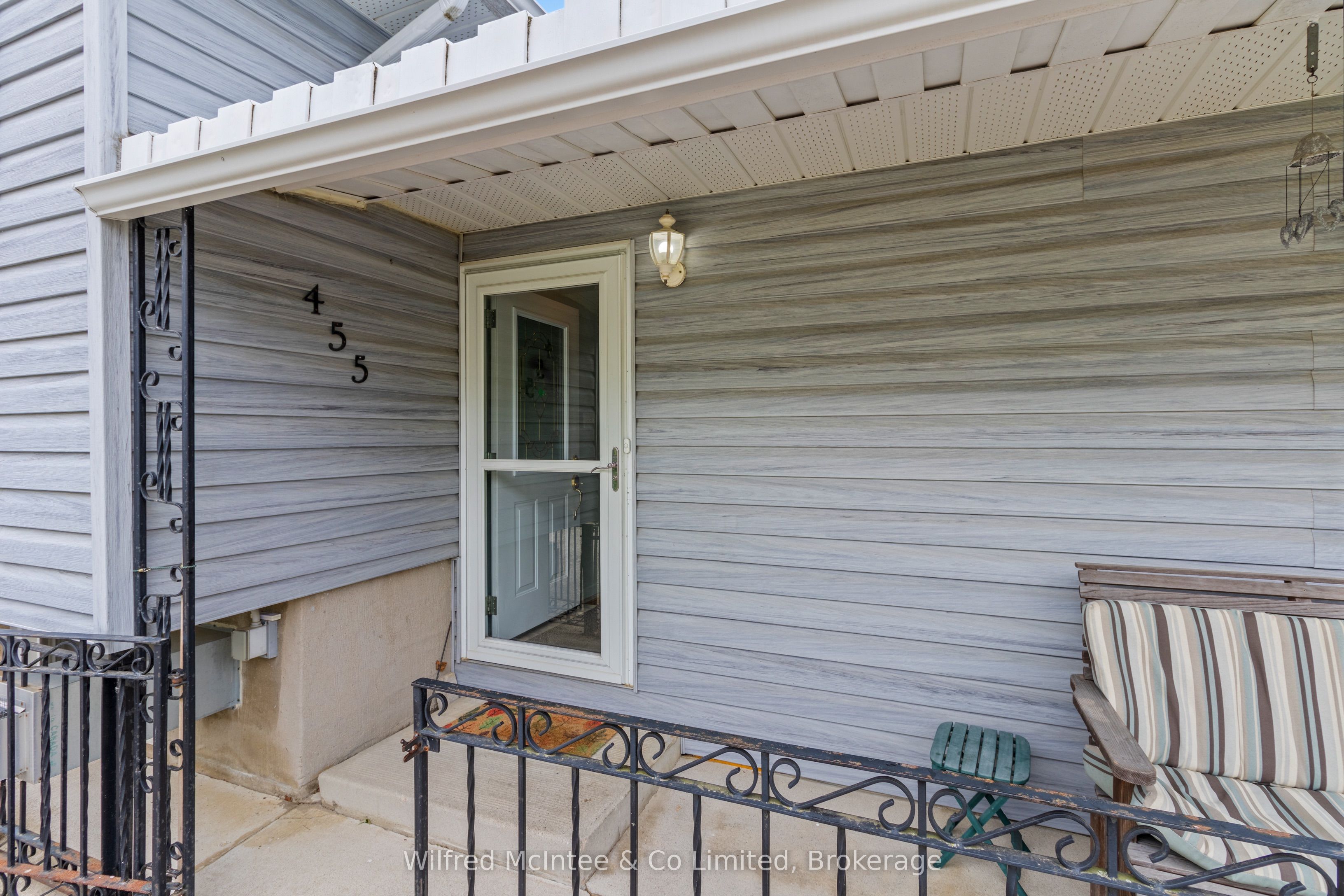 455 Bruce Street Property Photo 7