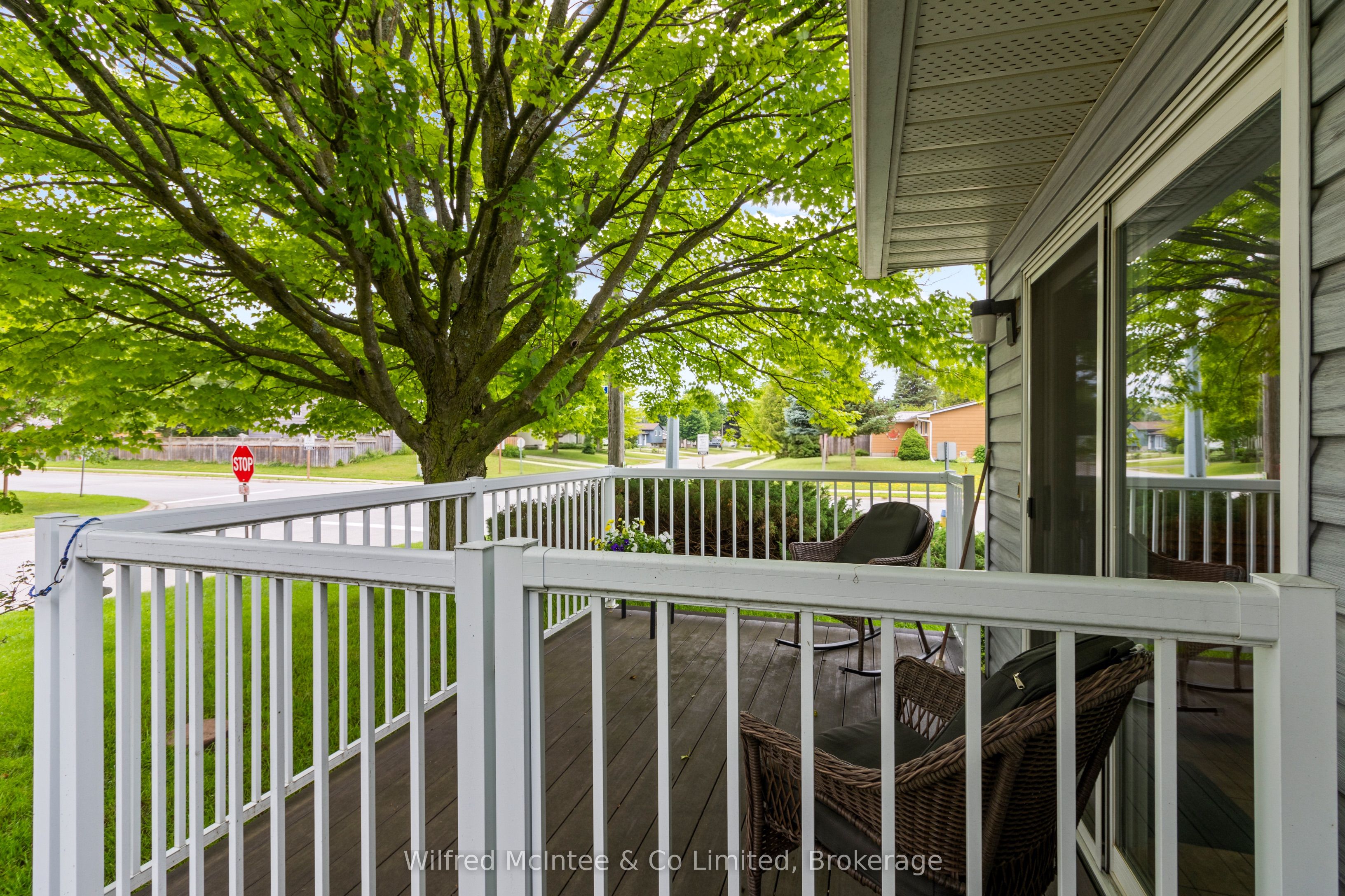 455 Bruce Street Property Photo 12