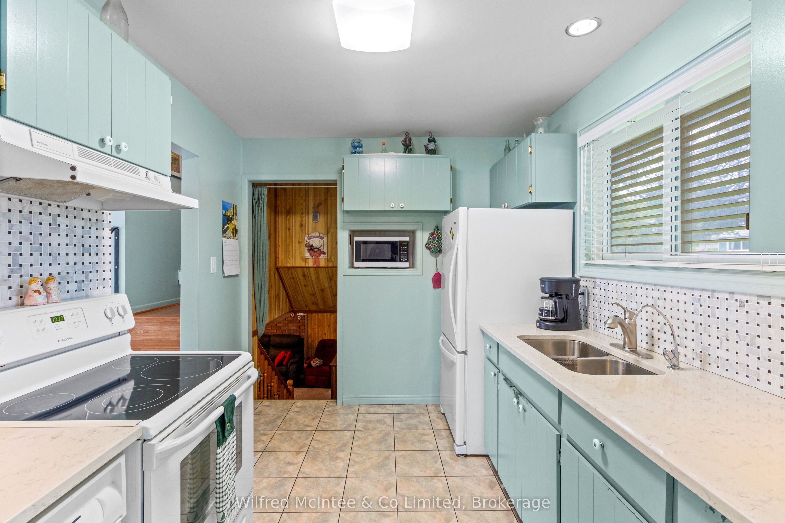 455 Bruce Street Property Photo 20