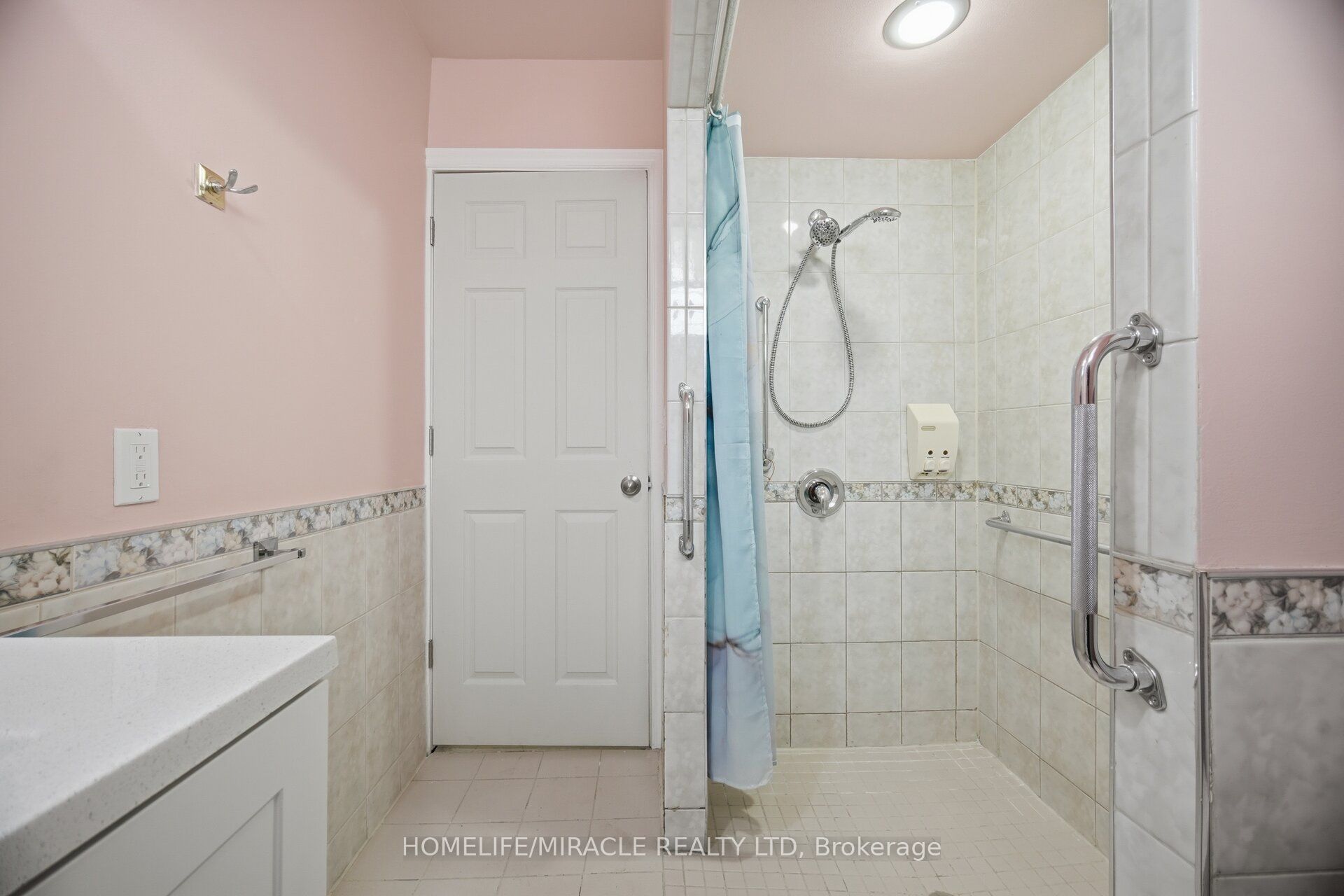 25 Hope Avenue Property Photo 19