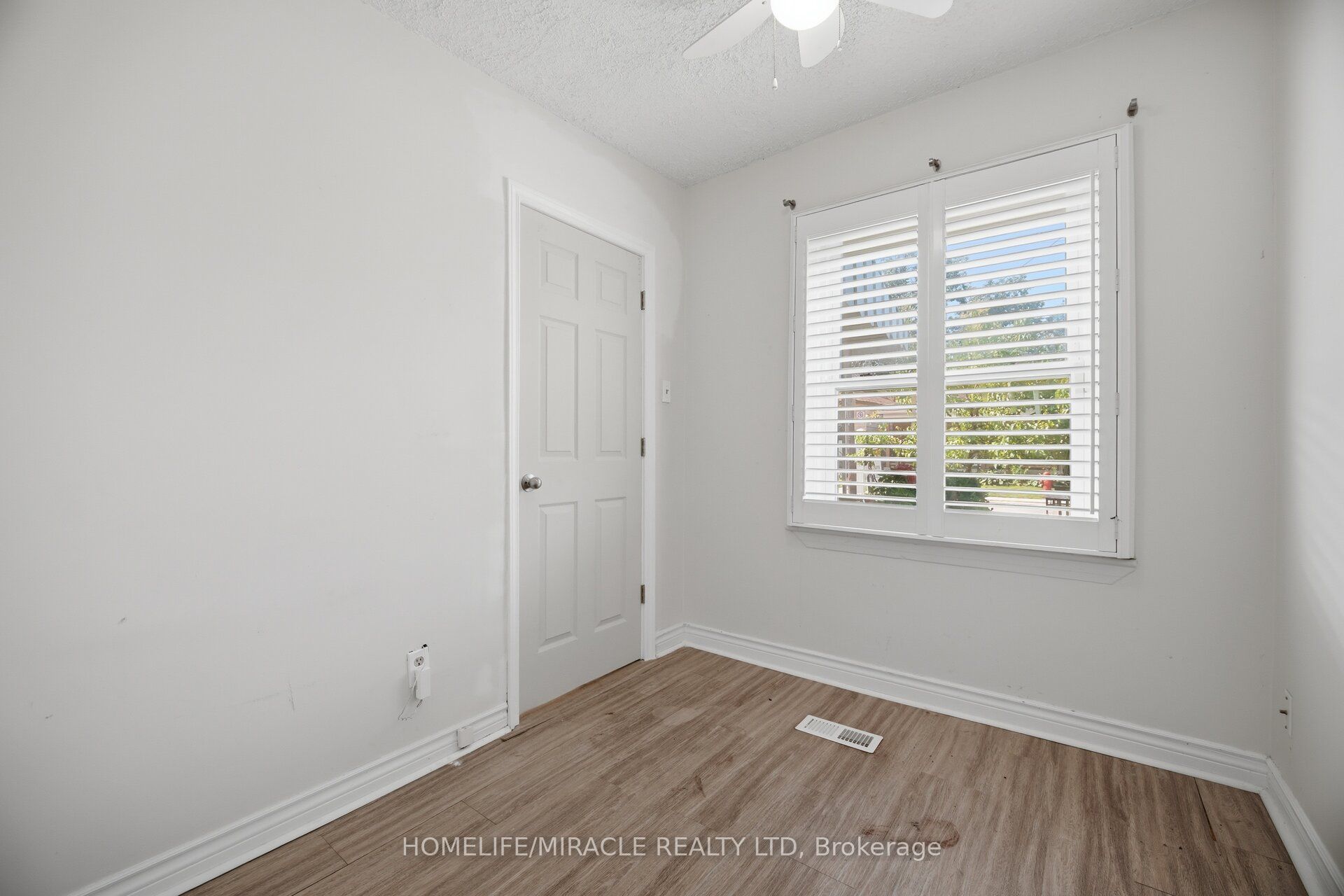 25 Hope Avenue Property Photo 23