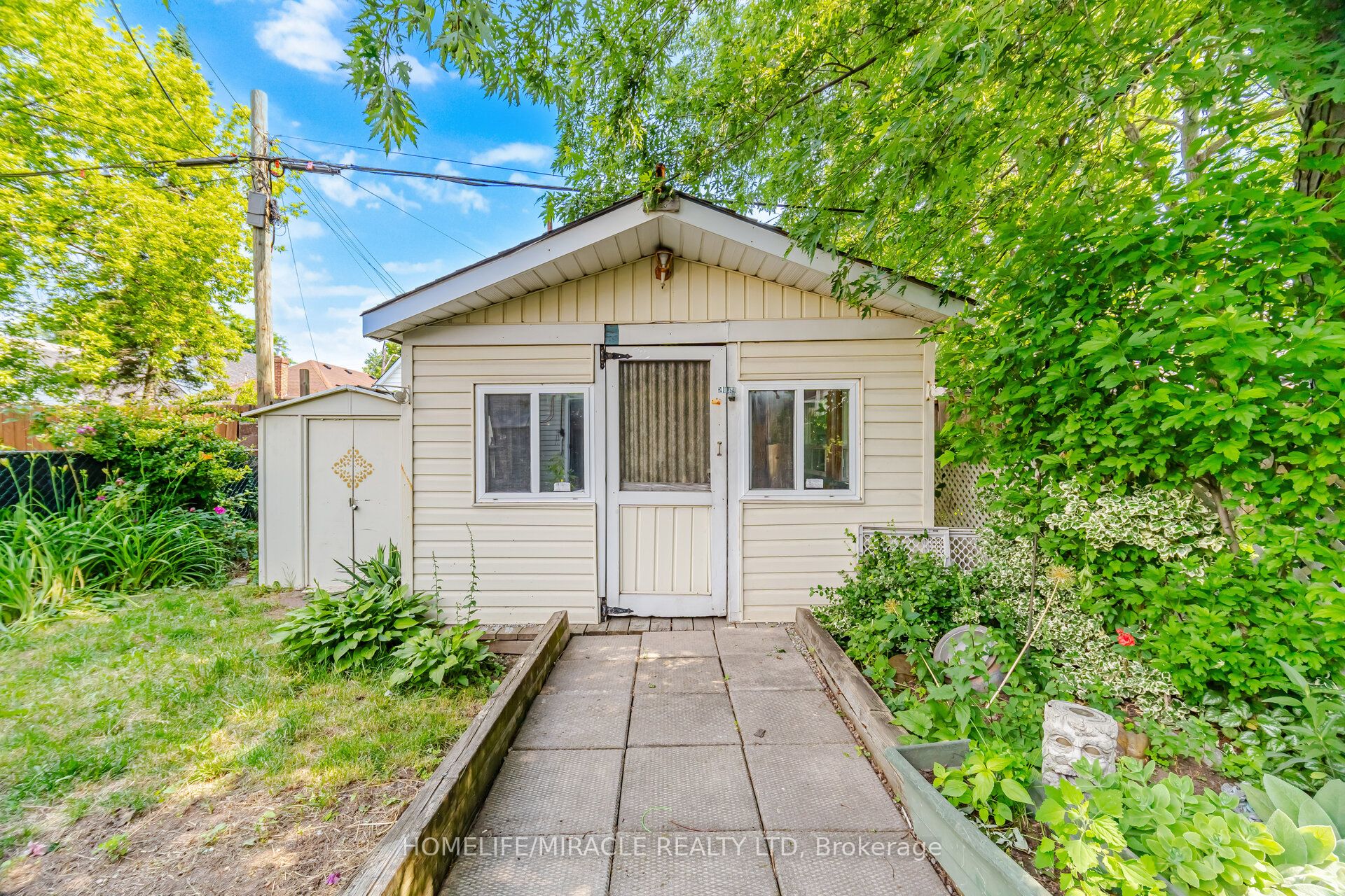 25 Hope Avenue Property Photo 37