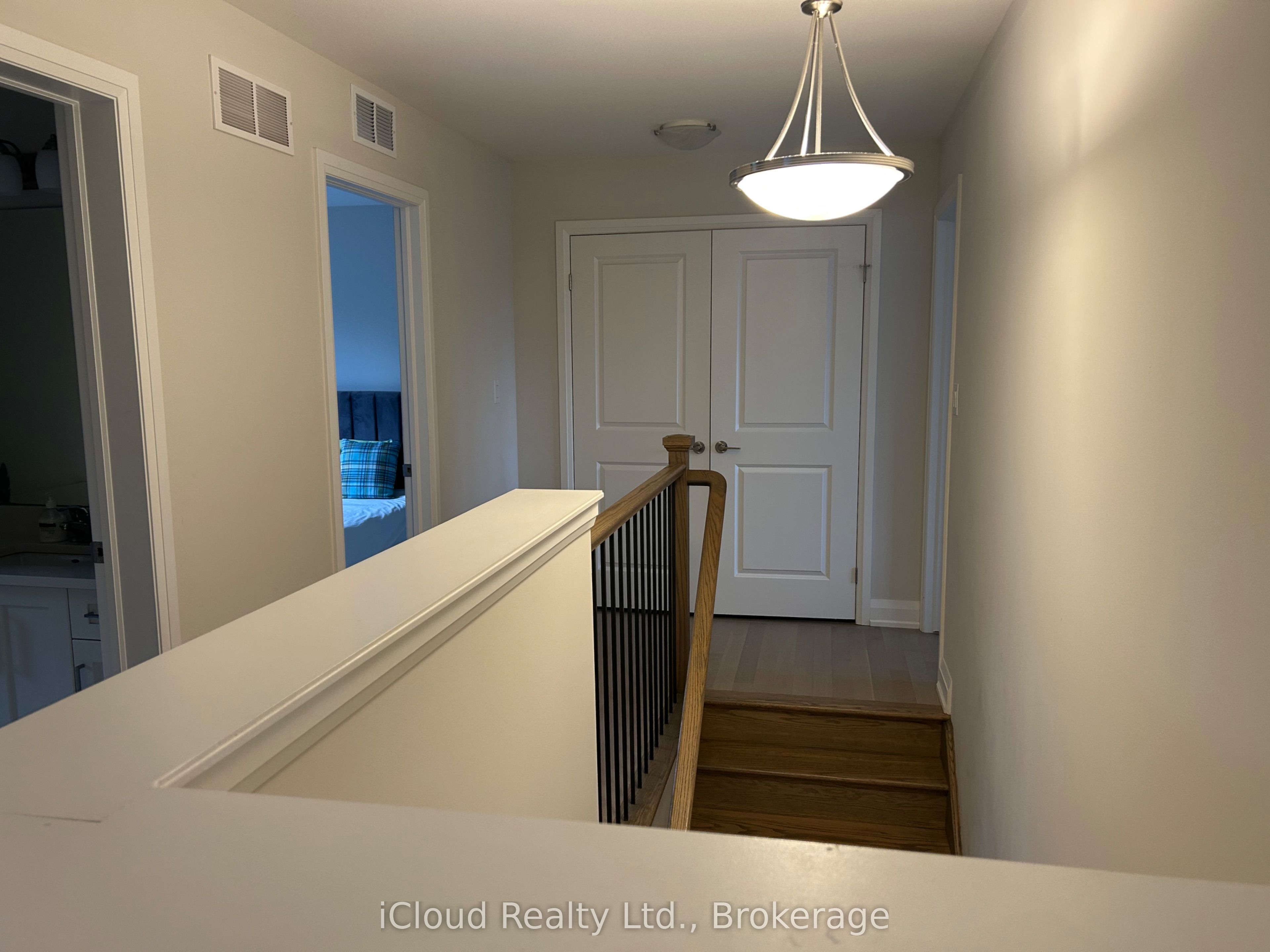 9306 White Oak Avenue Upper Property Photo 18