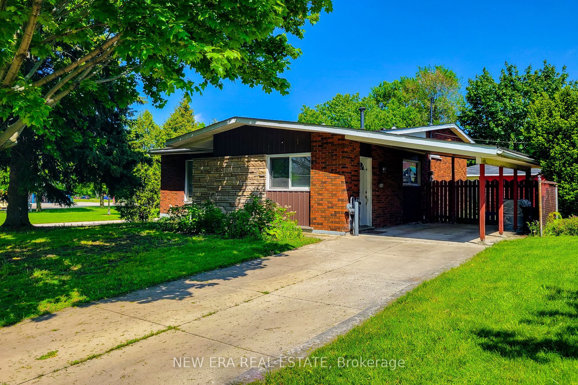 1 Vera Court Property Photo 1