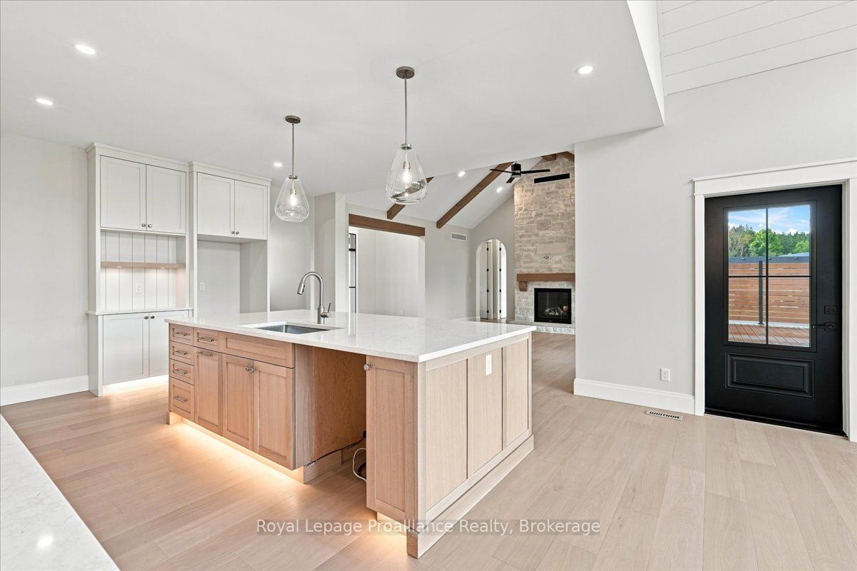1567 Clearview Road Property Photo 14