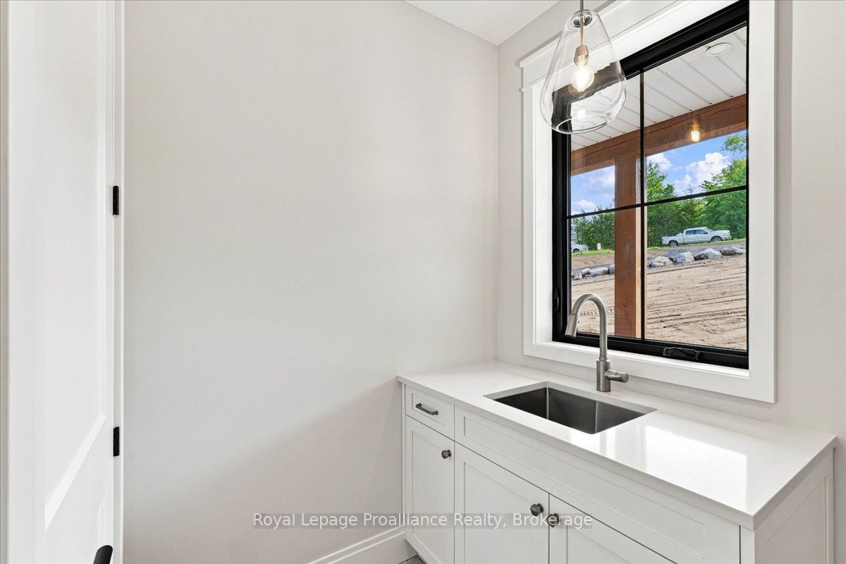 1567 Clearview Road Property Photo 40
