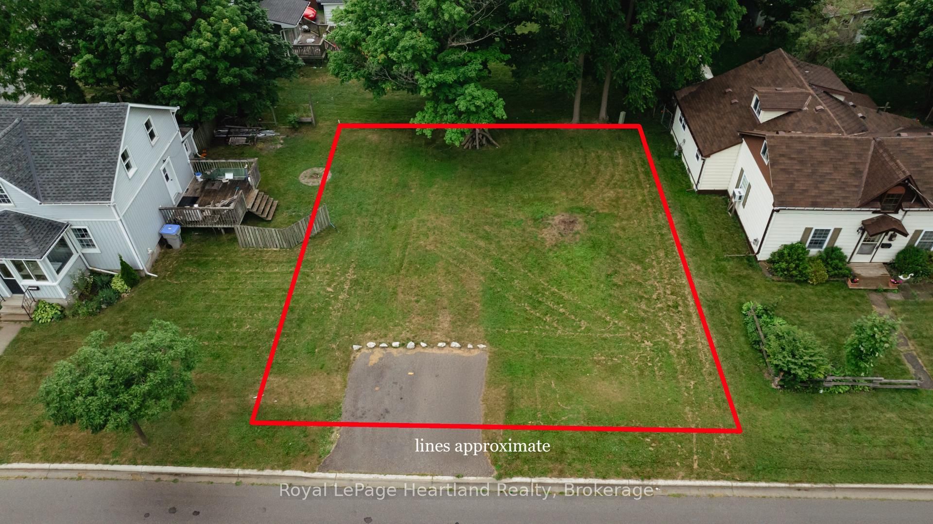 Lot At 181 Oxford Street Property Photo 2