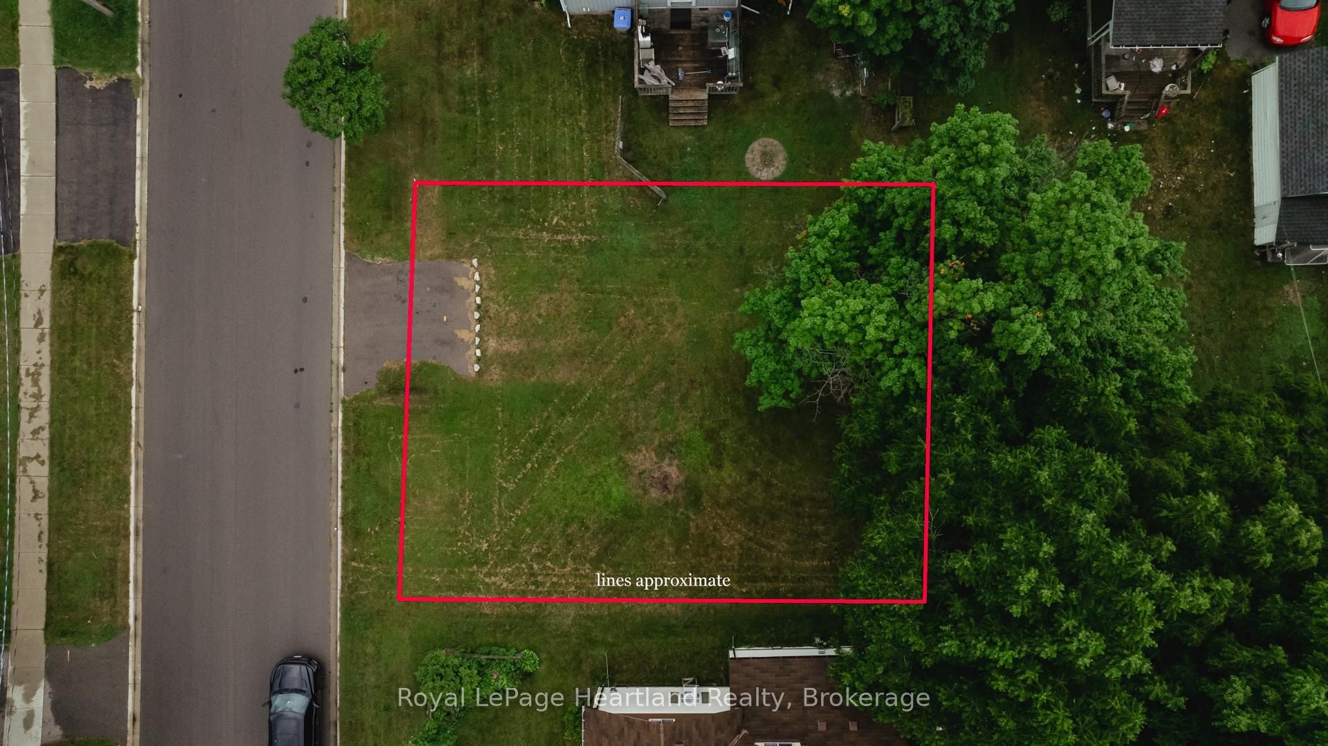 Lot At 181 Oxford Street Property Photo 3