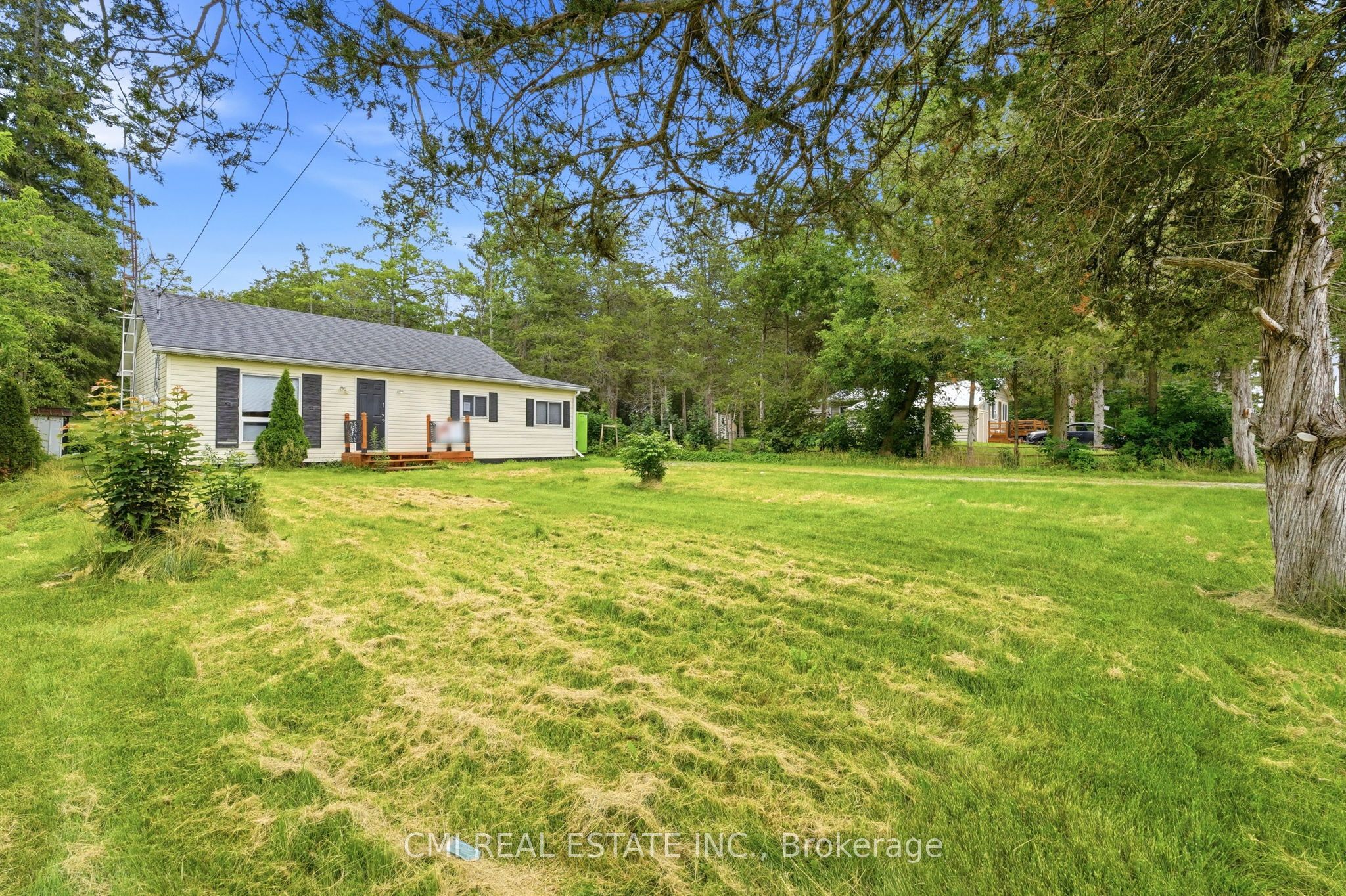 977 County Rd 38 Property Photo 4