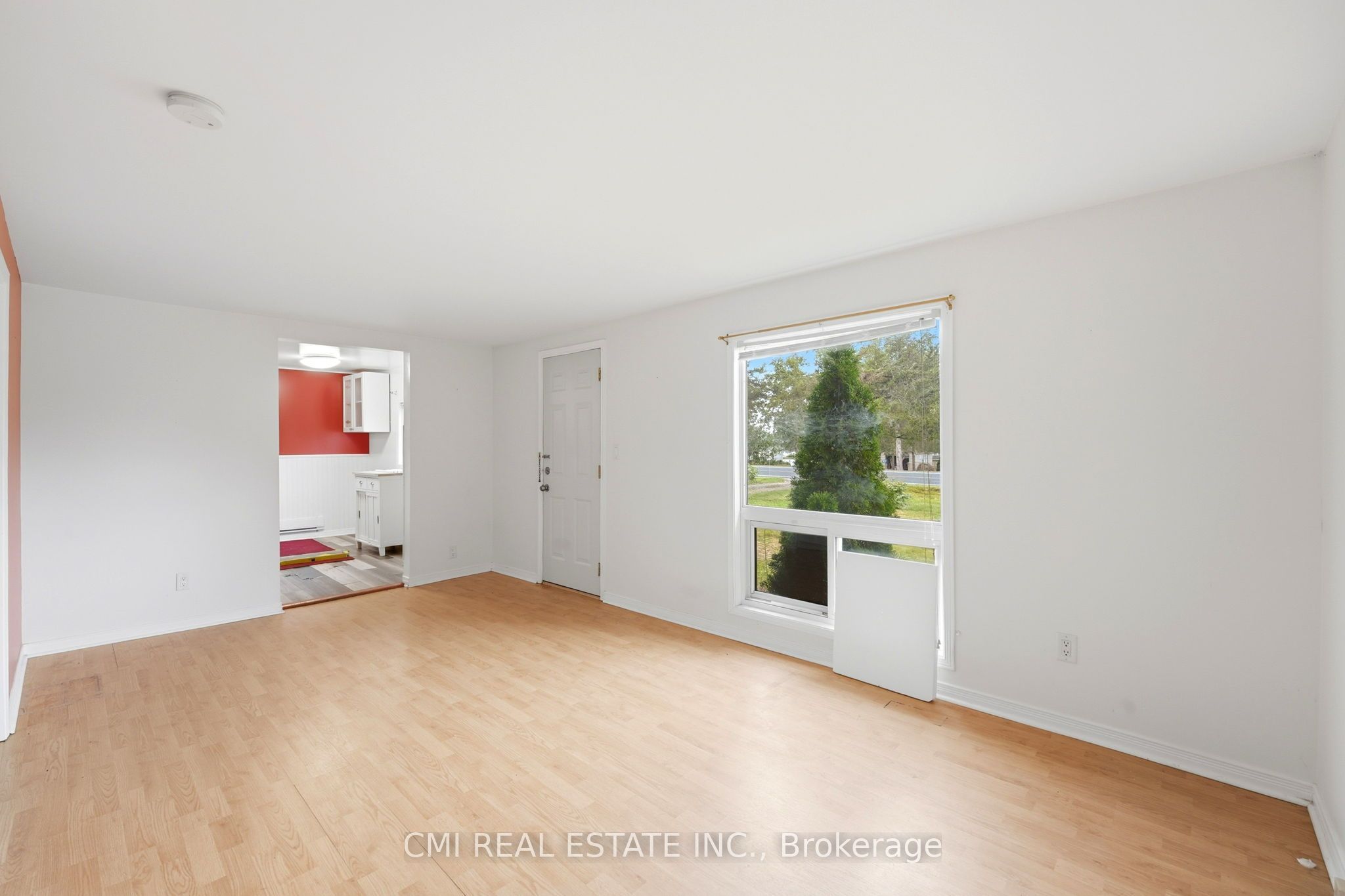 977 County Rd 38 Property Photo 6