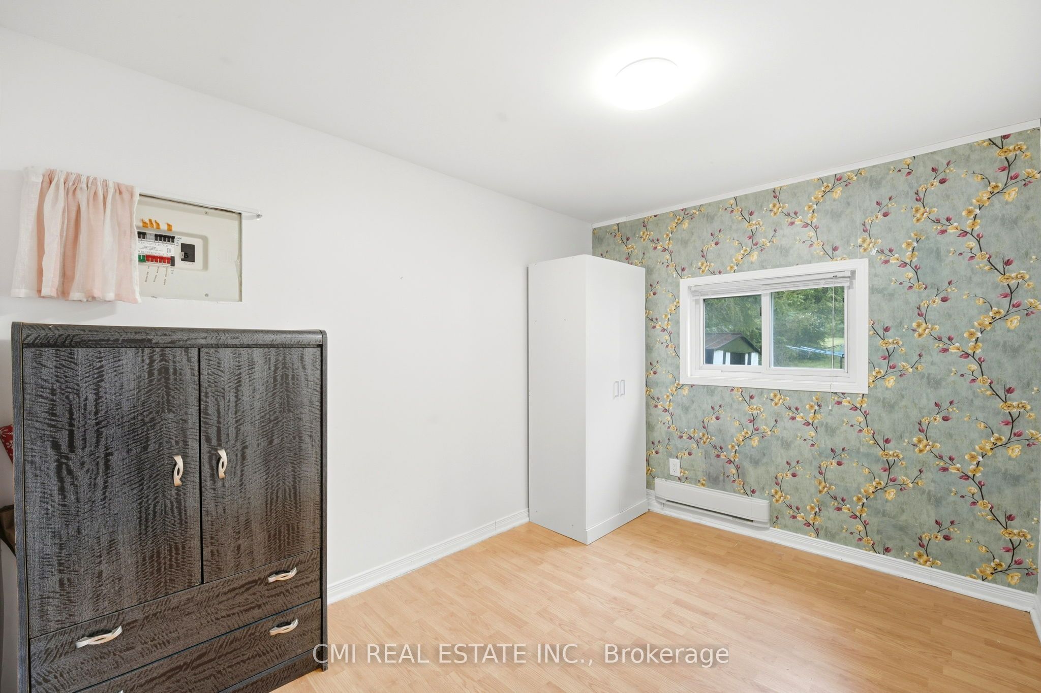 977 County Rd 38 Property Photo 16