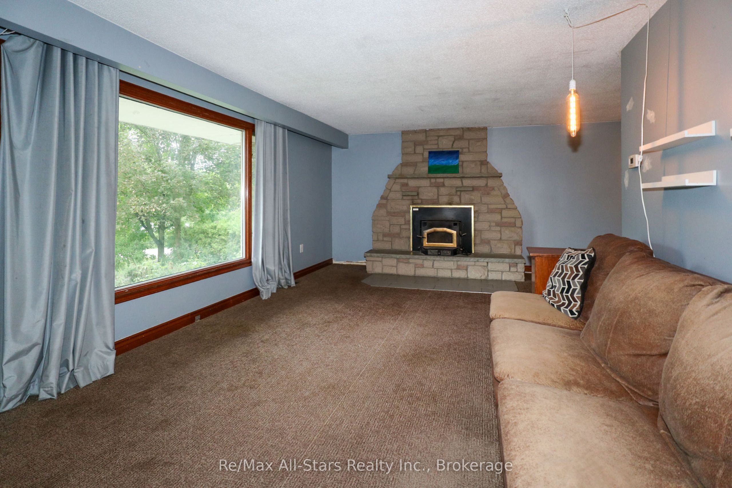 65 Butternut Drive Property Photo 6