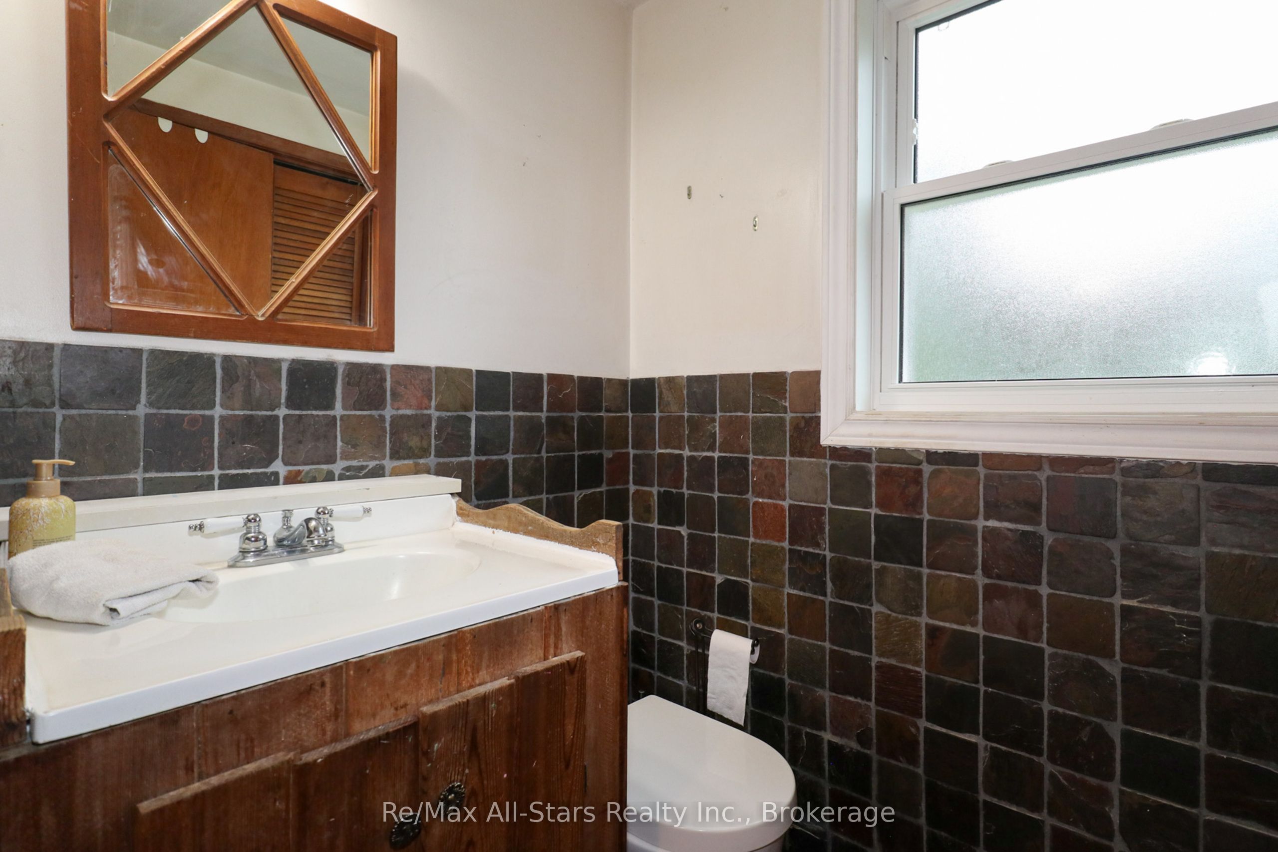 65 Butternut Drive Property Photo 12