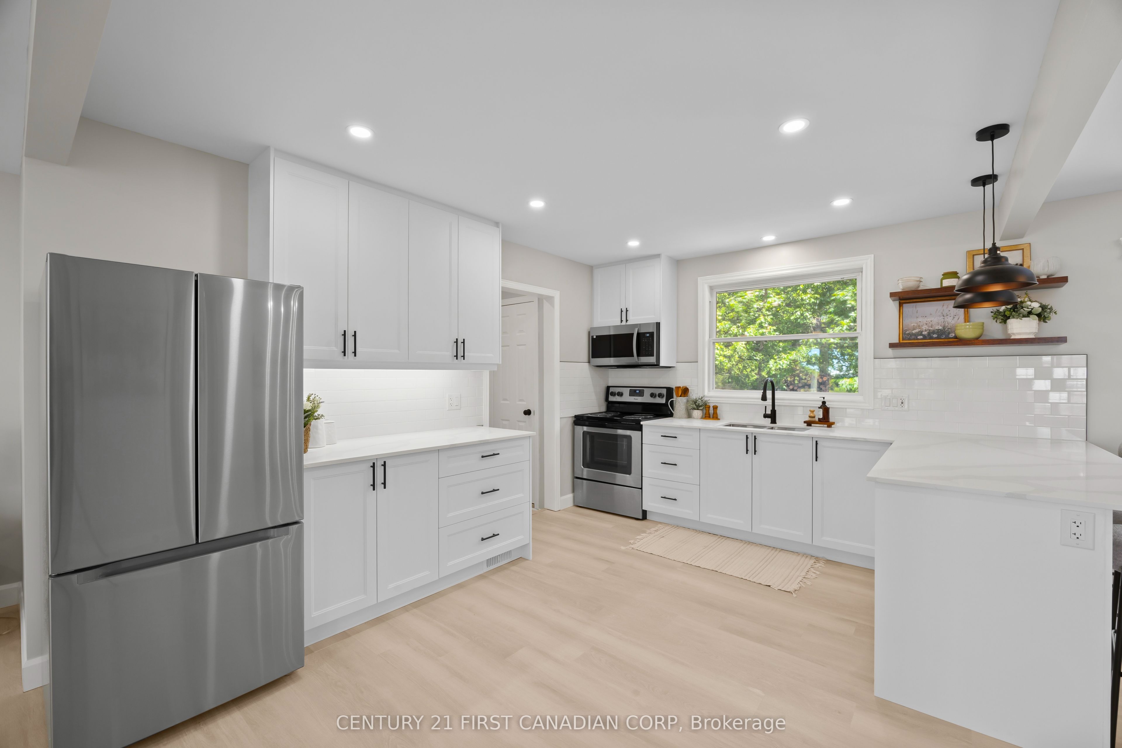 34314 Denfield Road Property Photo 11