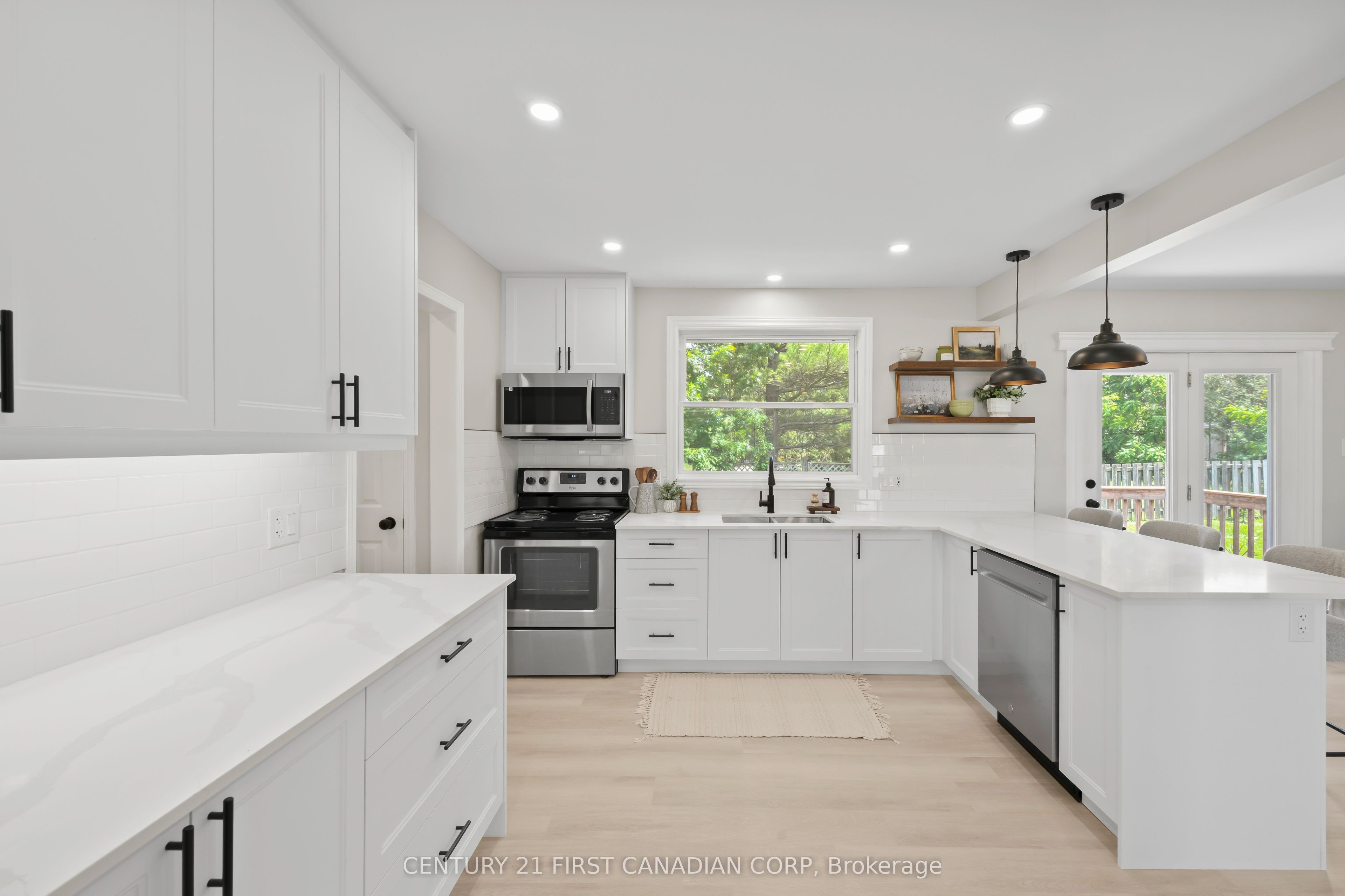 34314 Denfield Road Property Photo 12