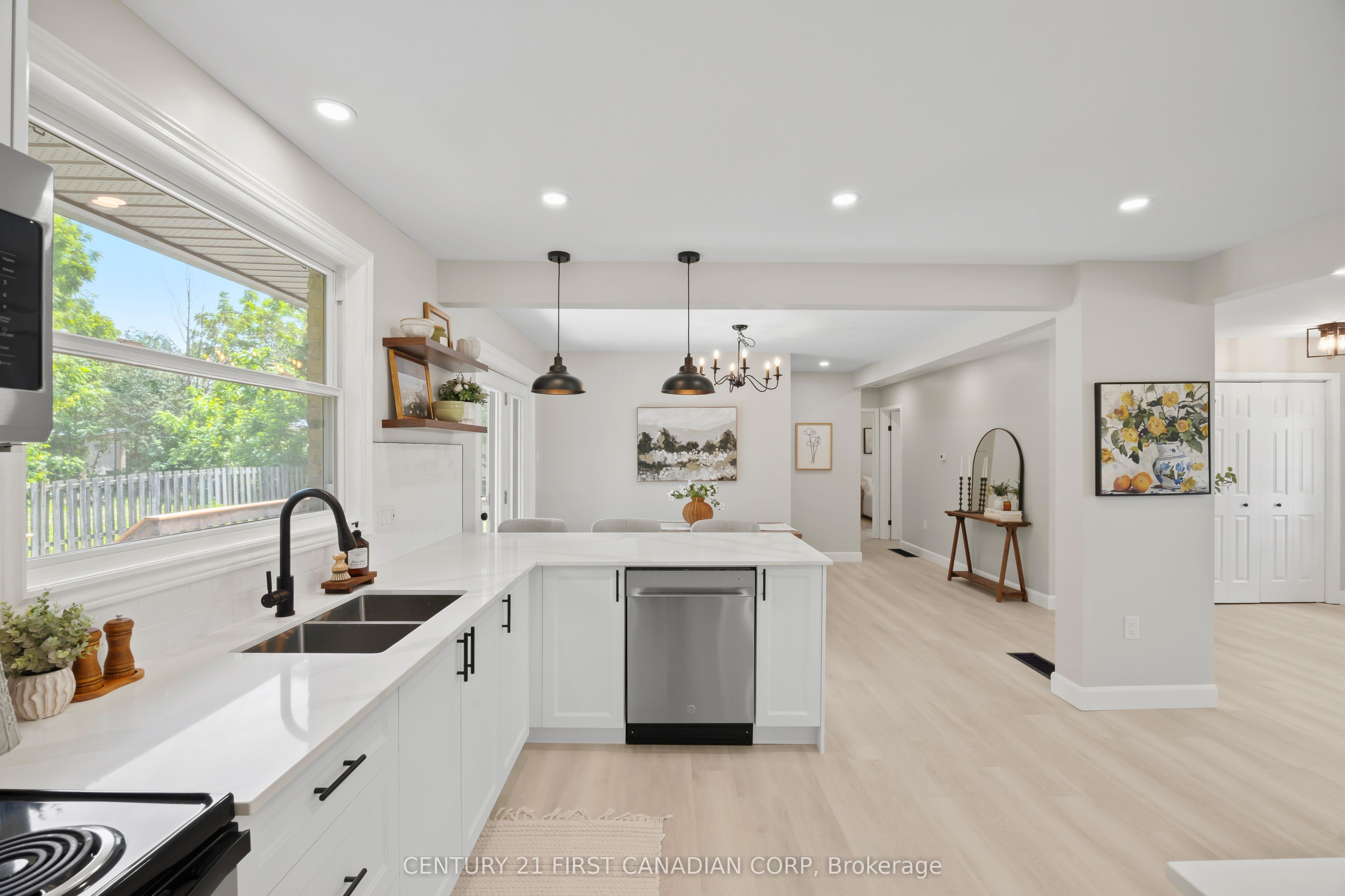 34314 Denfield Road Property Photo 14