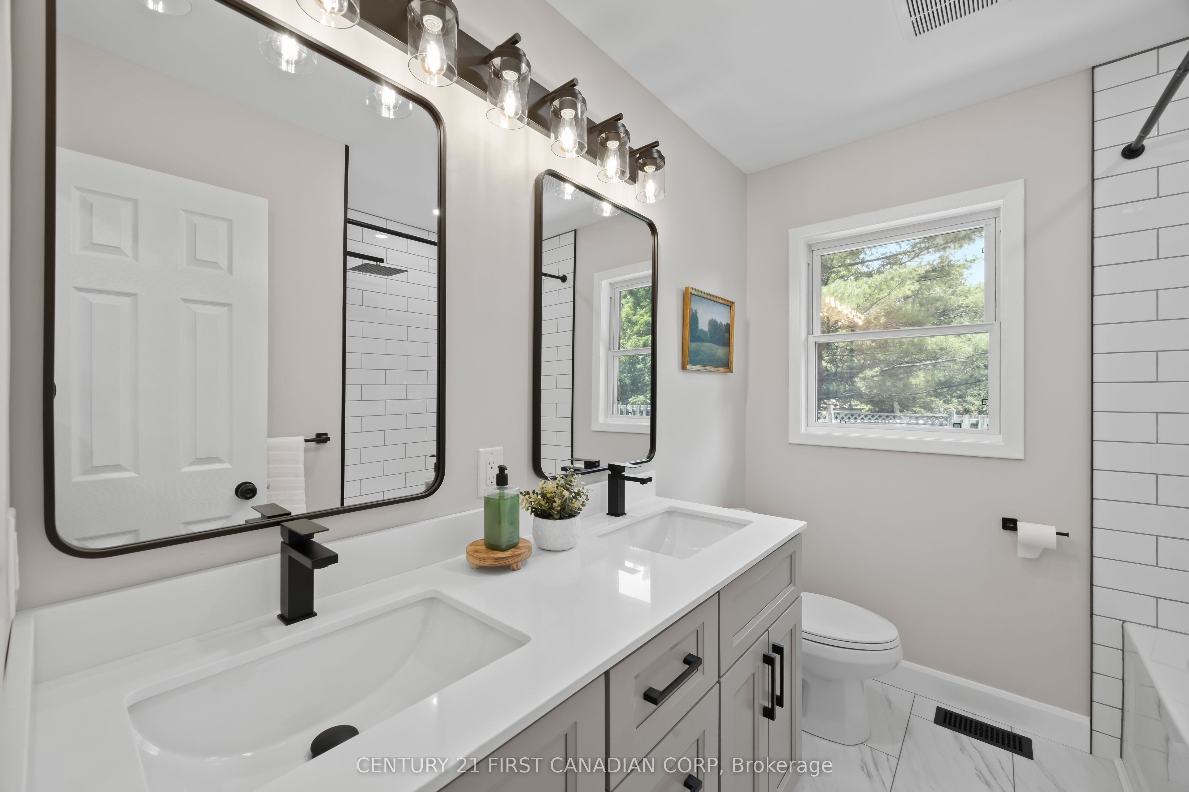 34314 Denfield Road Property Photo 25