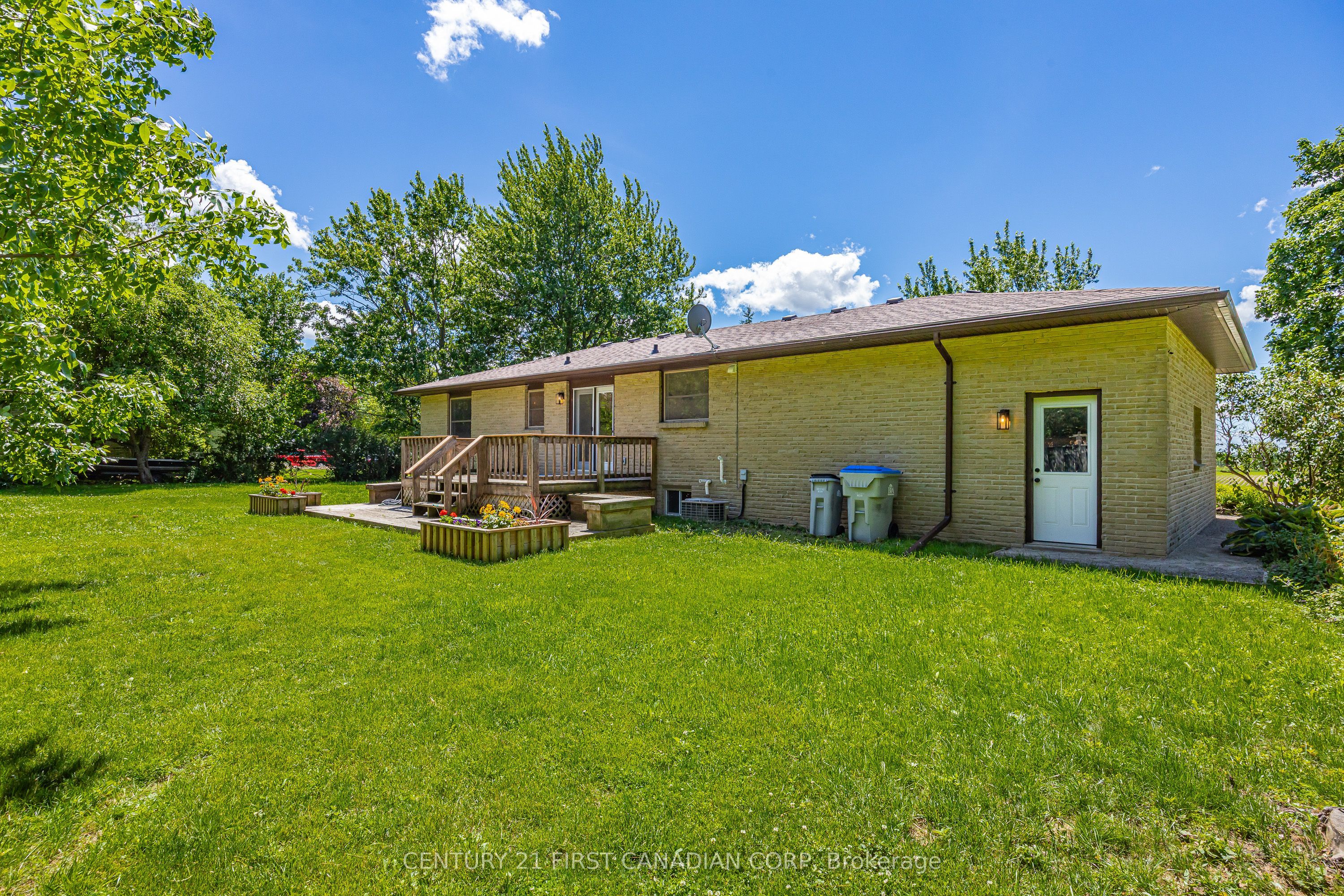 34314 Denfield Road Property Photo 38