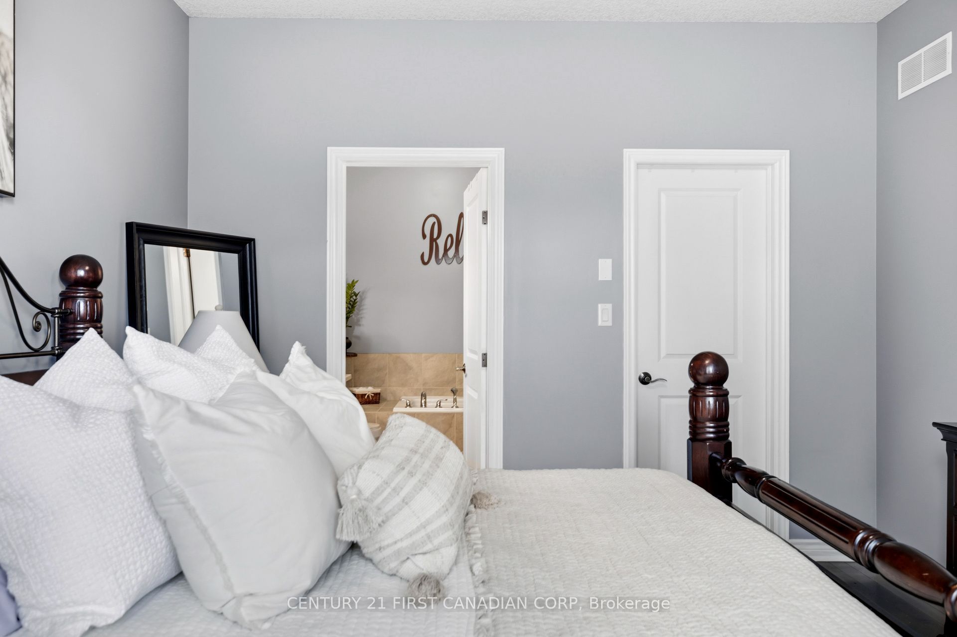 292 Walnut Street Property Photo 15