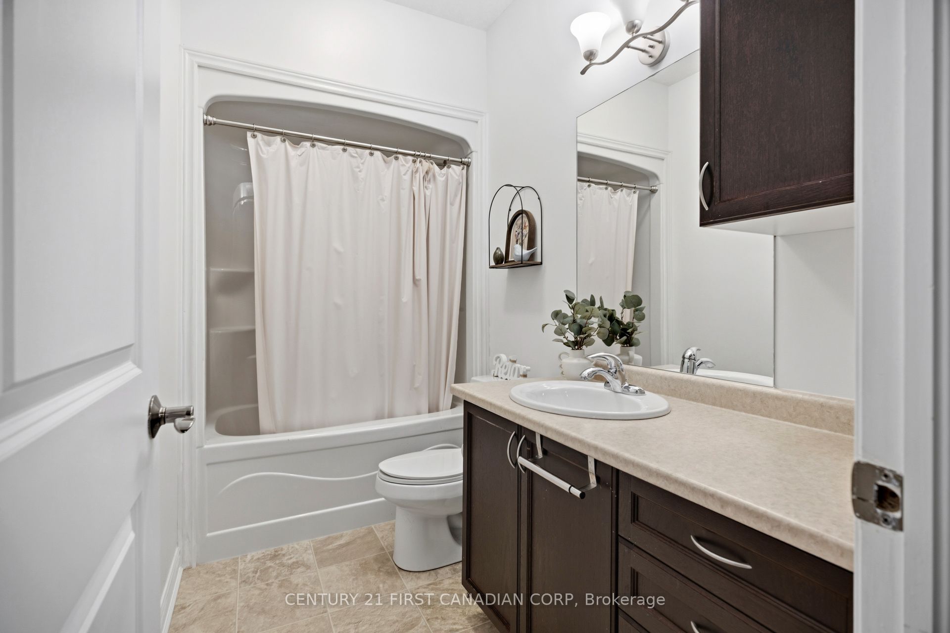 292 Walnut Street Property Photo 26