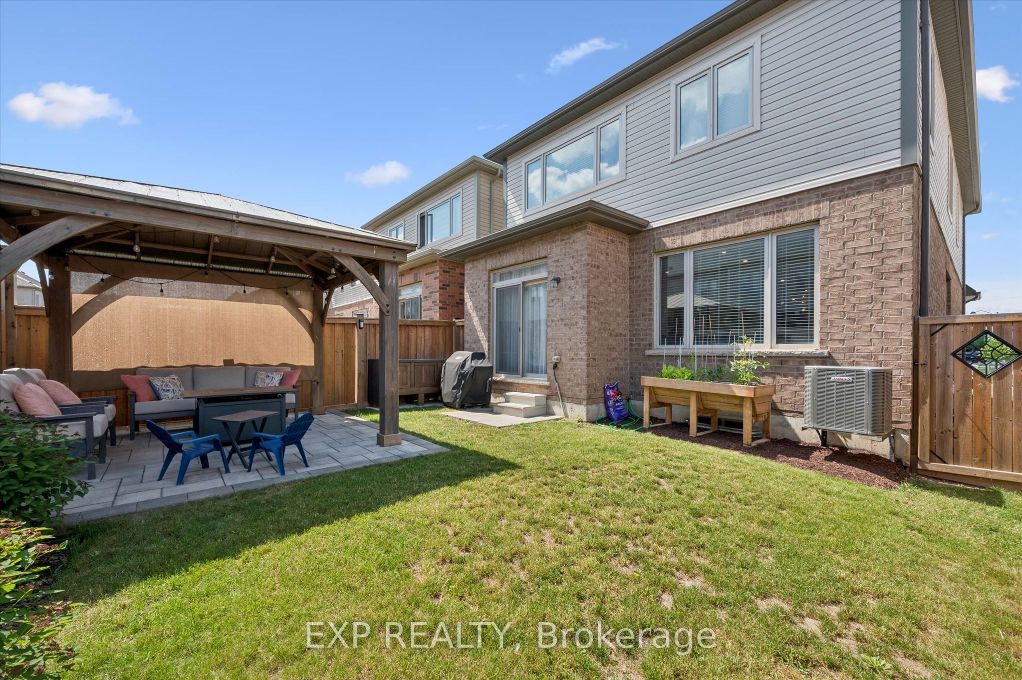 31 William Dunlop Street Property Photo 37