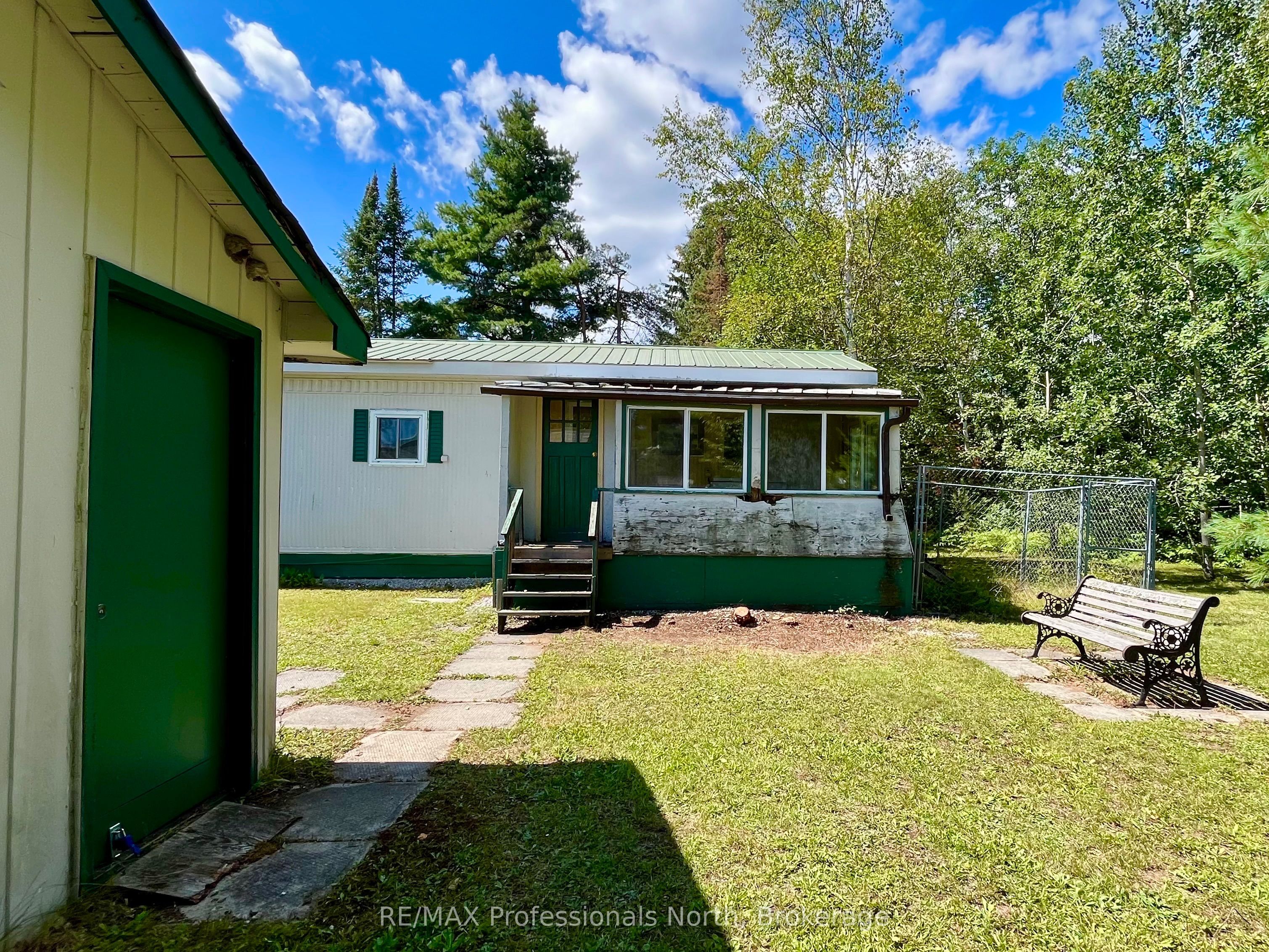 1053 Seventh Lane Property Photo 11