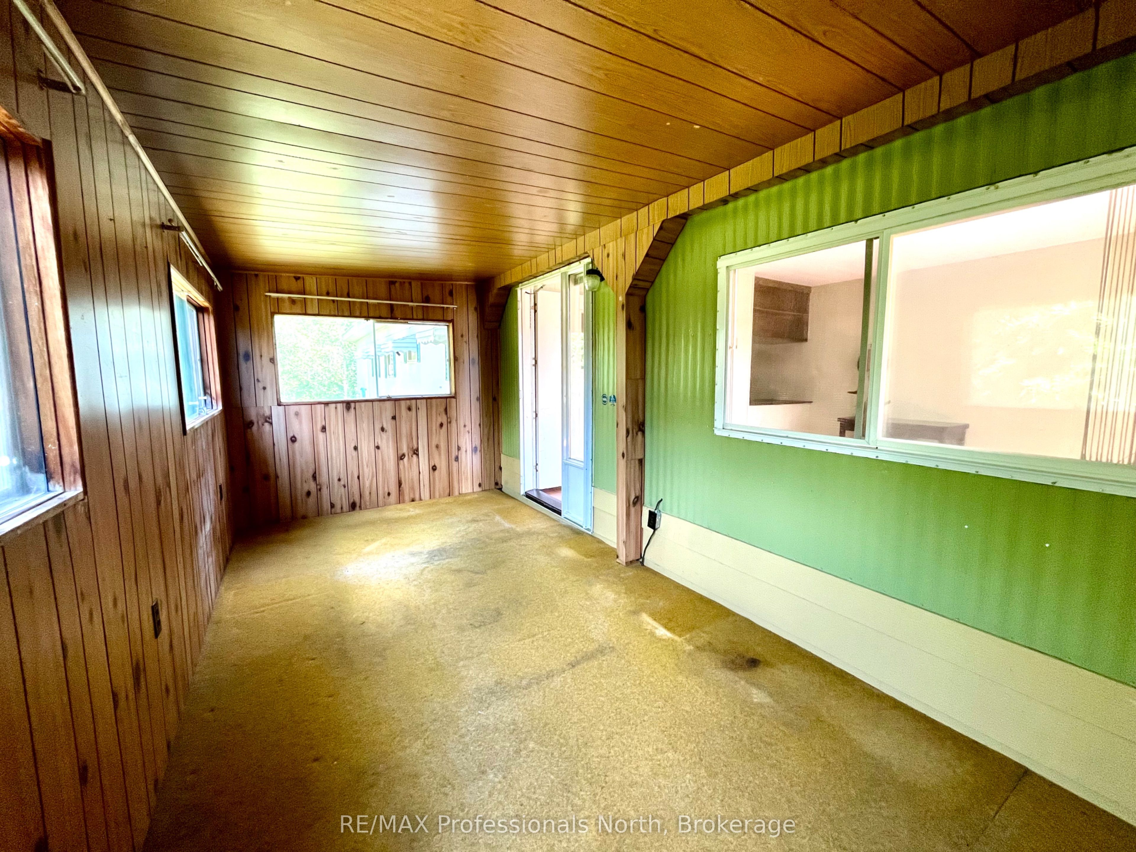 1053 Seventh Lane Property Photo 18