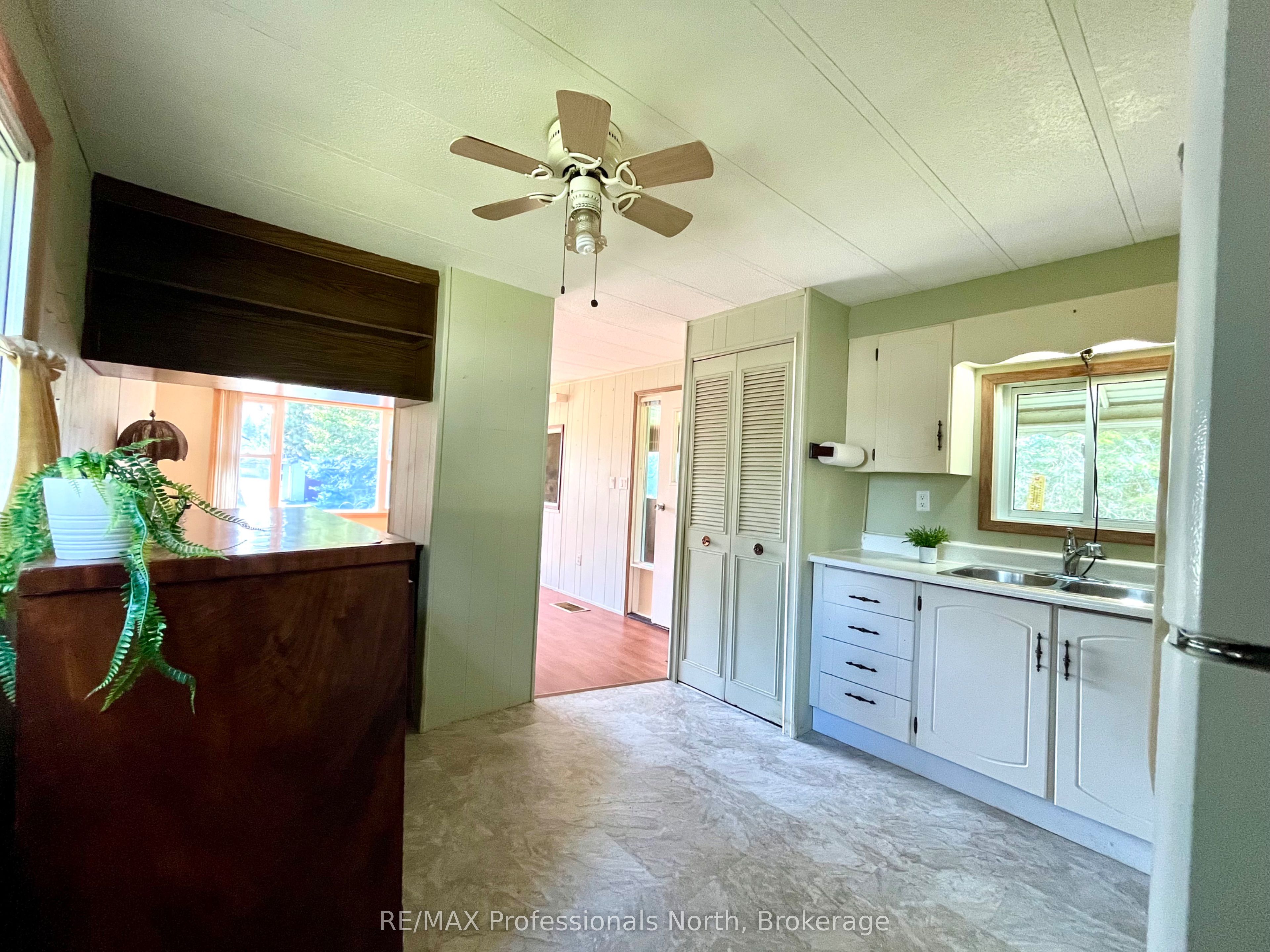1053 Seventh Lane Property Photo 27