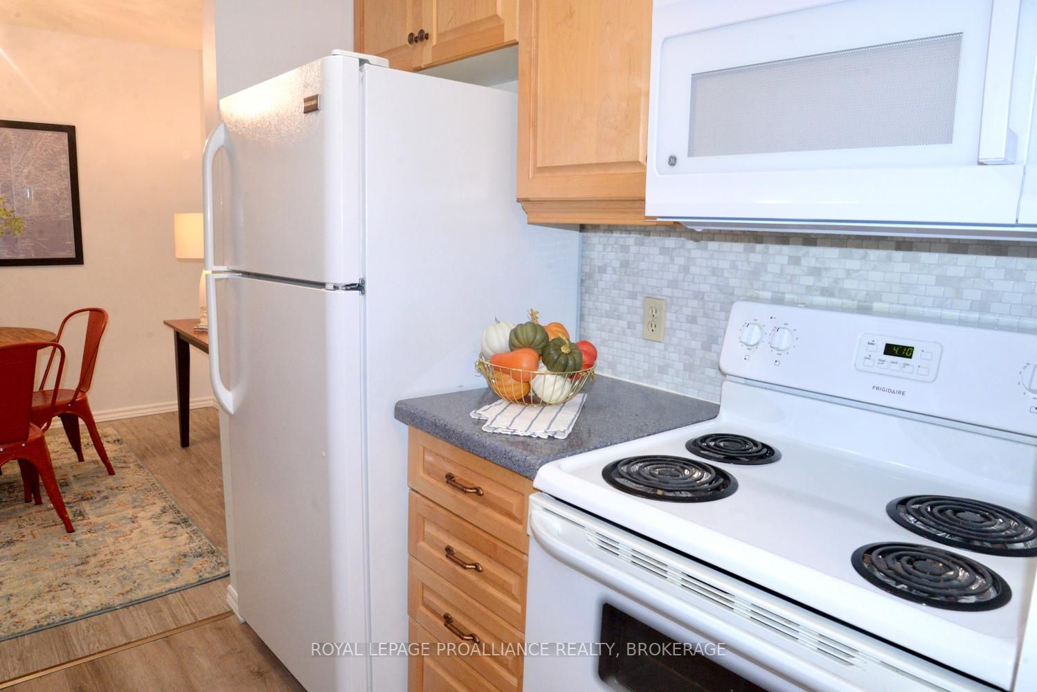 540 Talbot Place 205 Property Photo 6