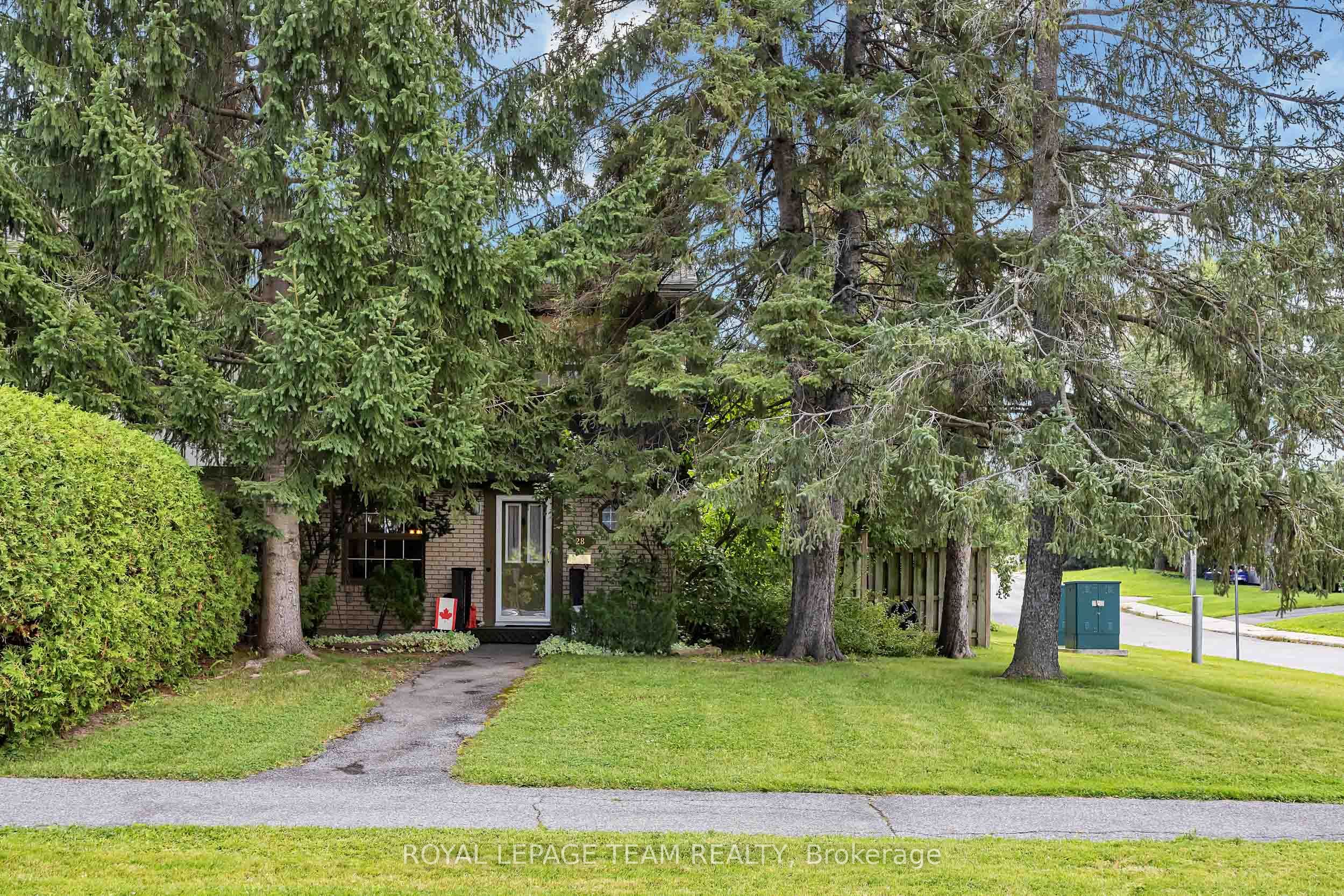 28 Monterey Drive Property Photo 1