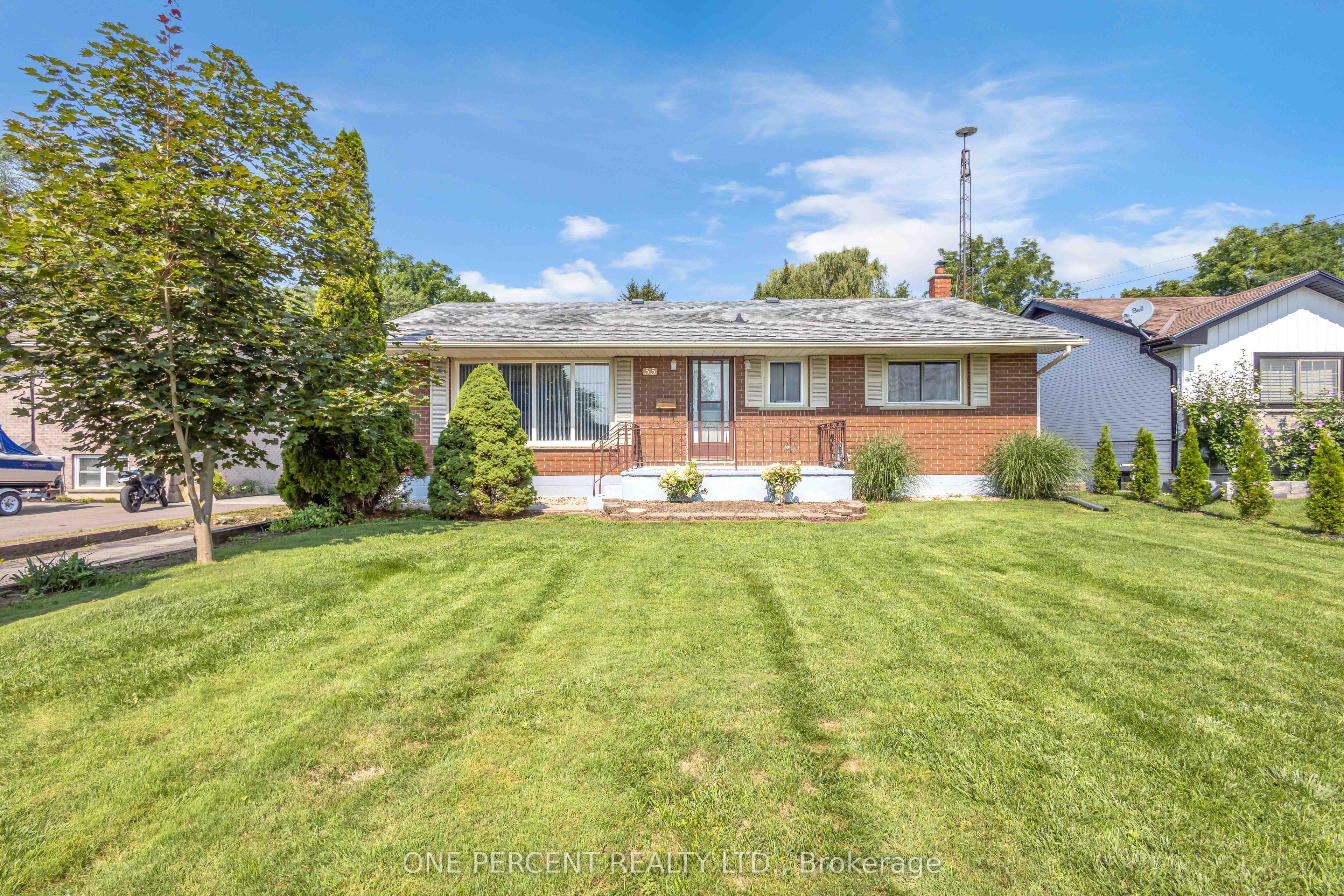 55 Young Street Property Photo 1