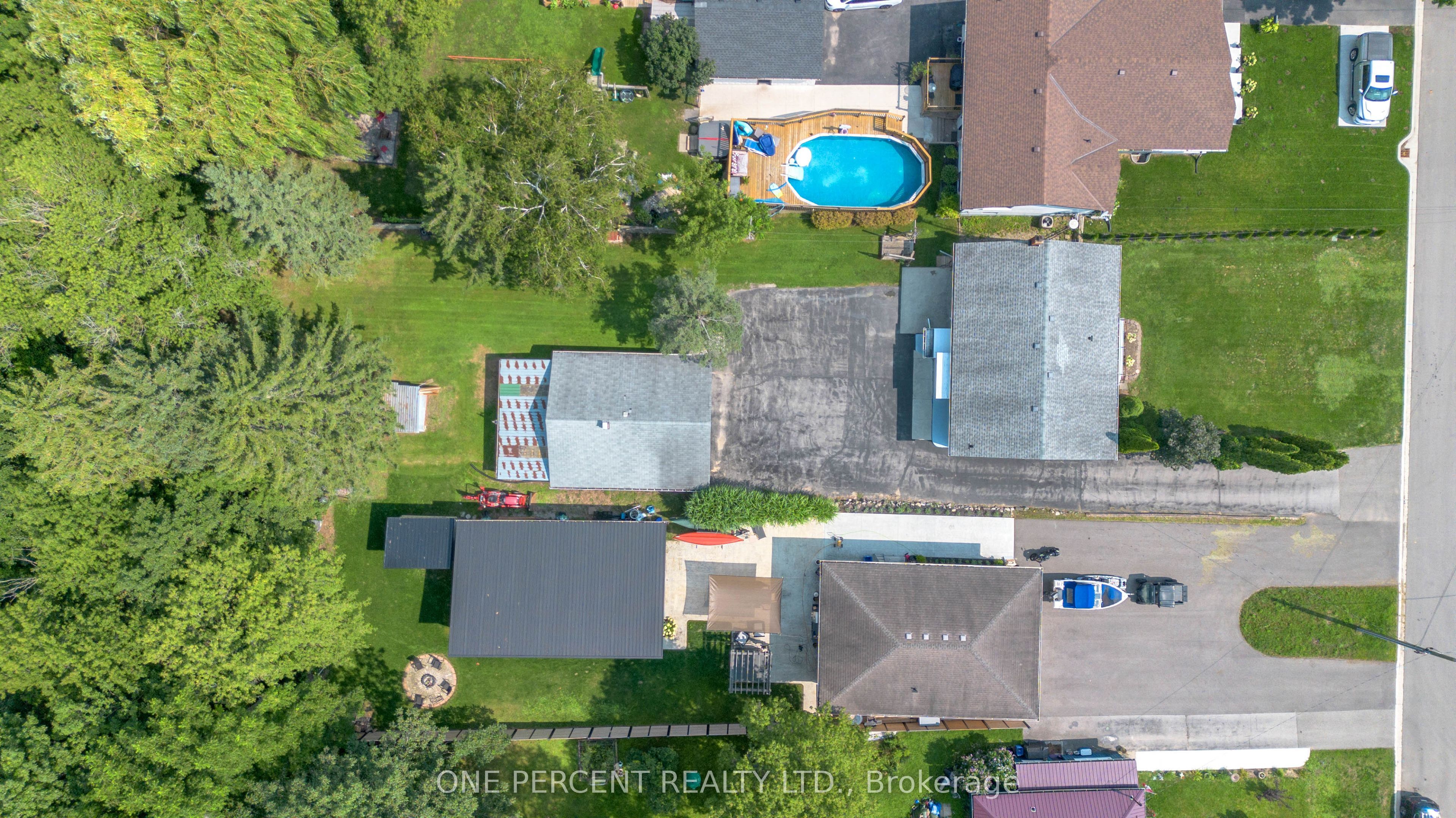 55 Young Street Property Photo 10