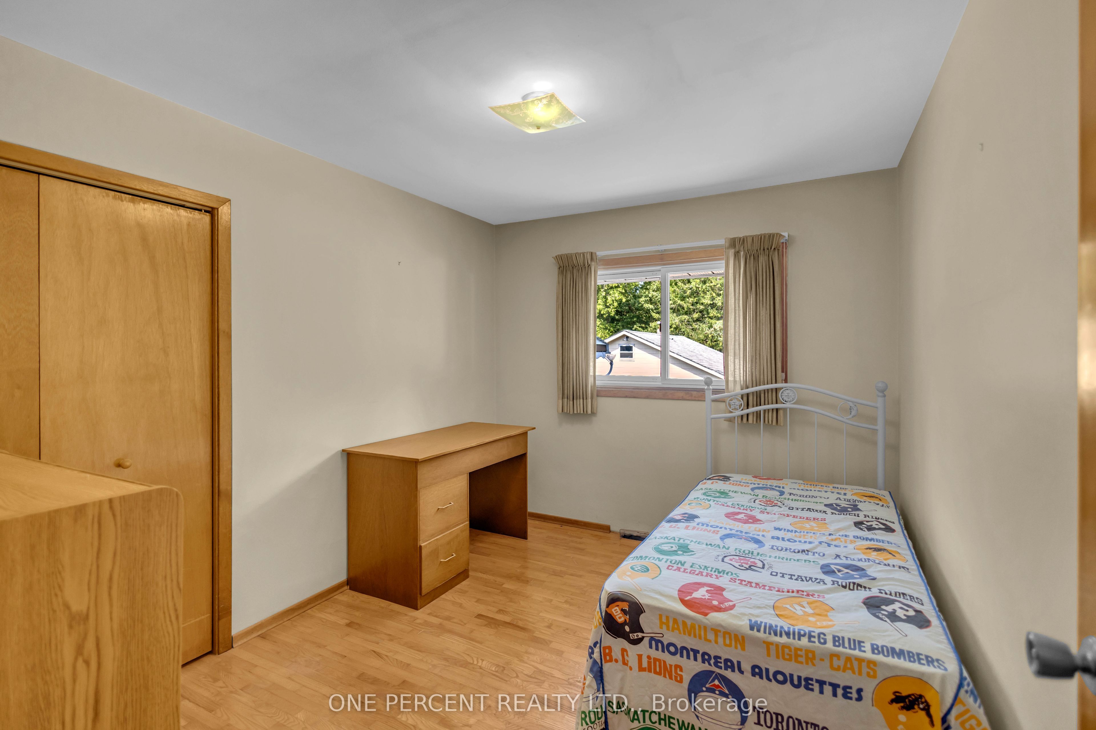 55 Young Street Property Photo 20