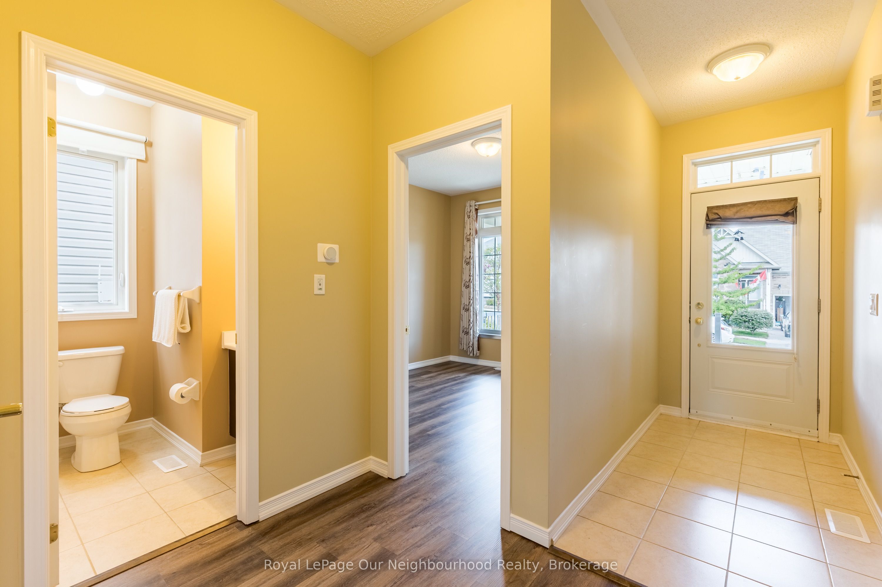 661 Robinson Drive Upper Property Photo 4