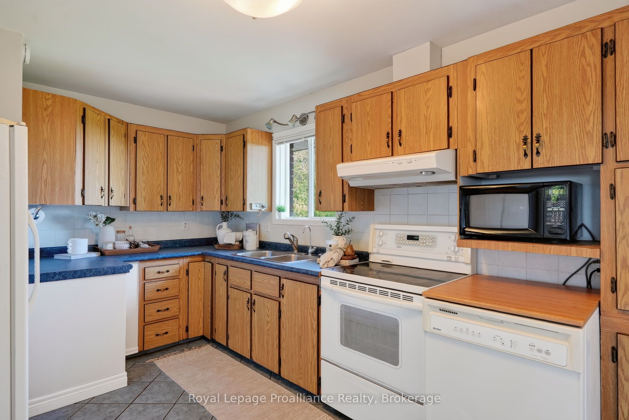 70 Simpson Street Property Photo 13